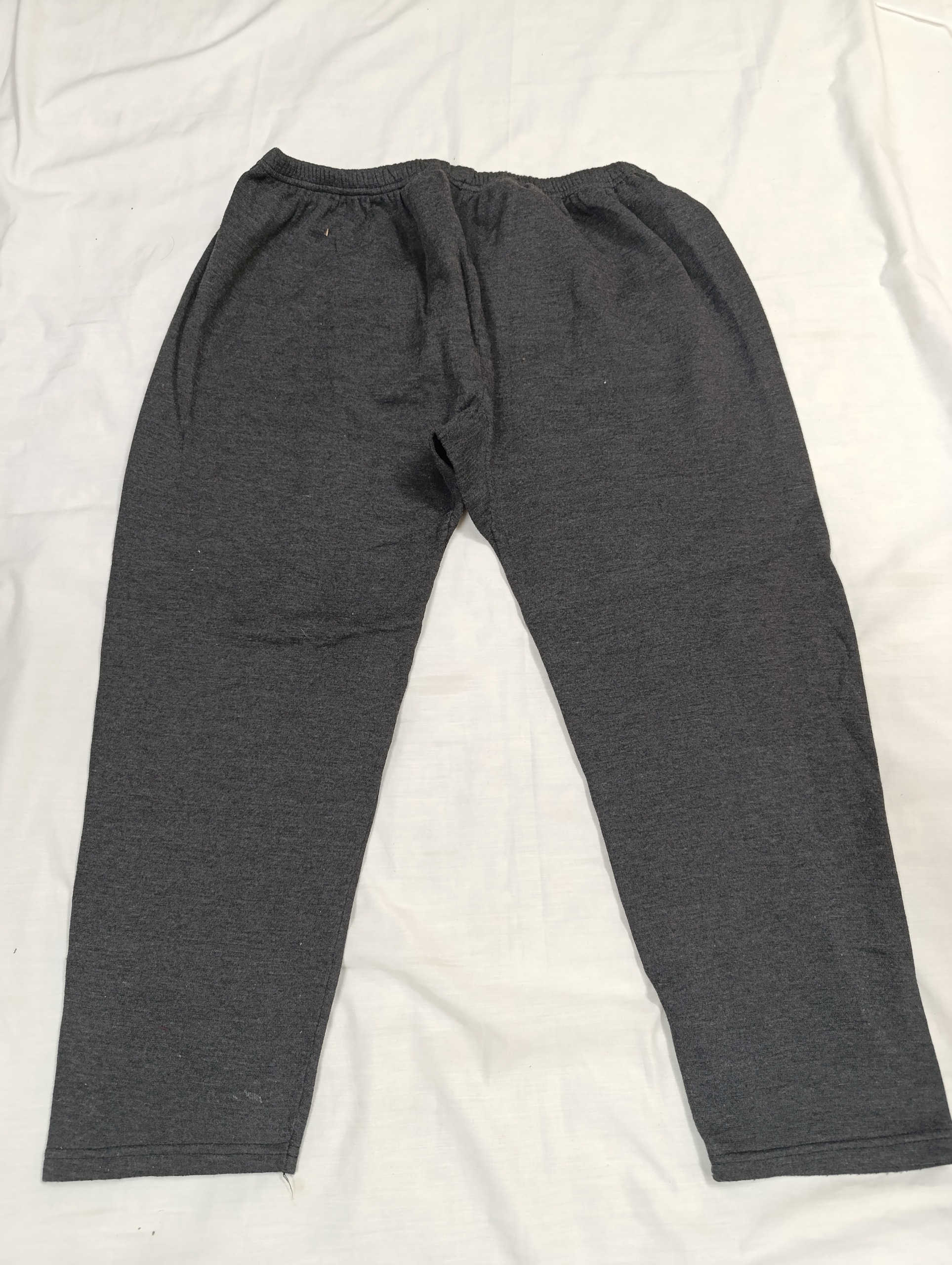 شلوار گرمکن بزرگ قد 95کمر 44.توضیحات