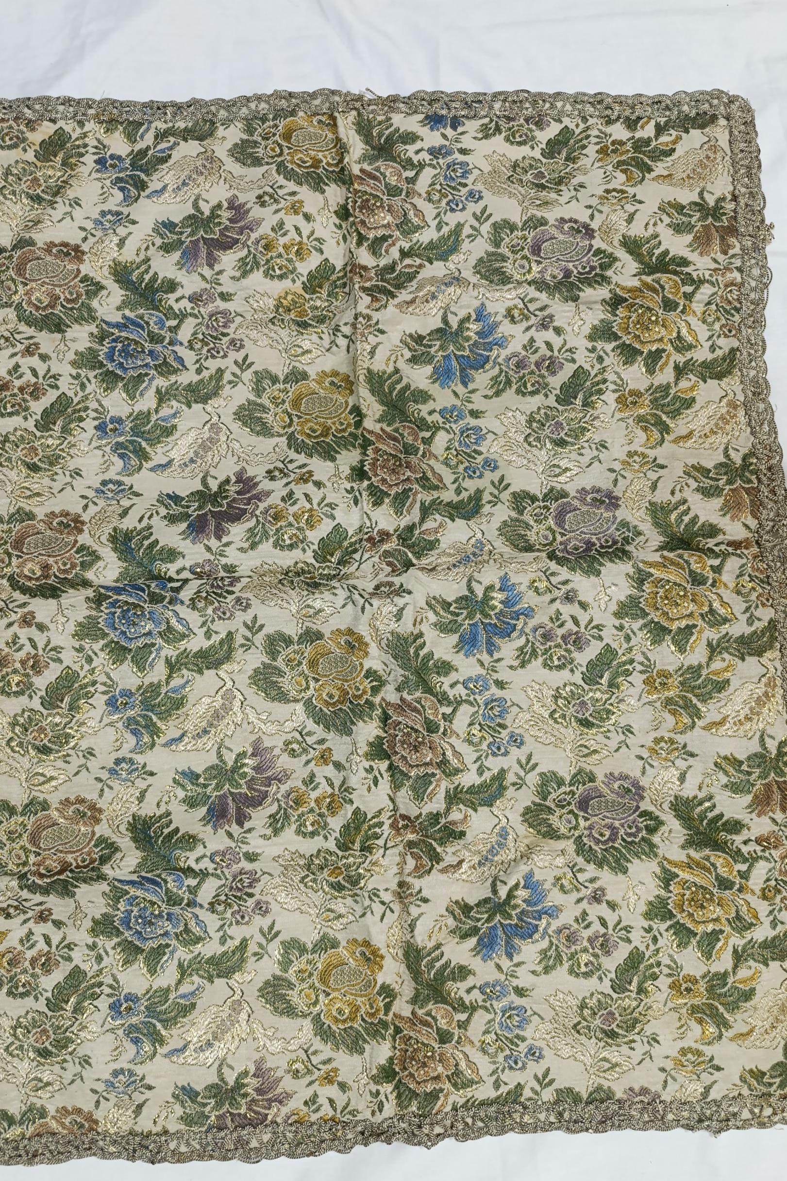 رومیزی قدیمی 61-79 cm