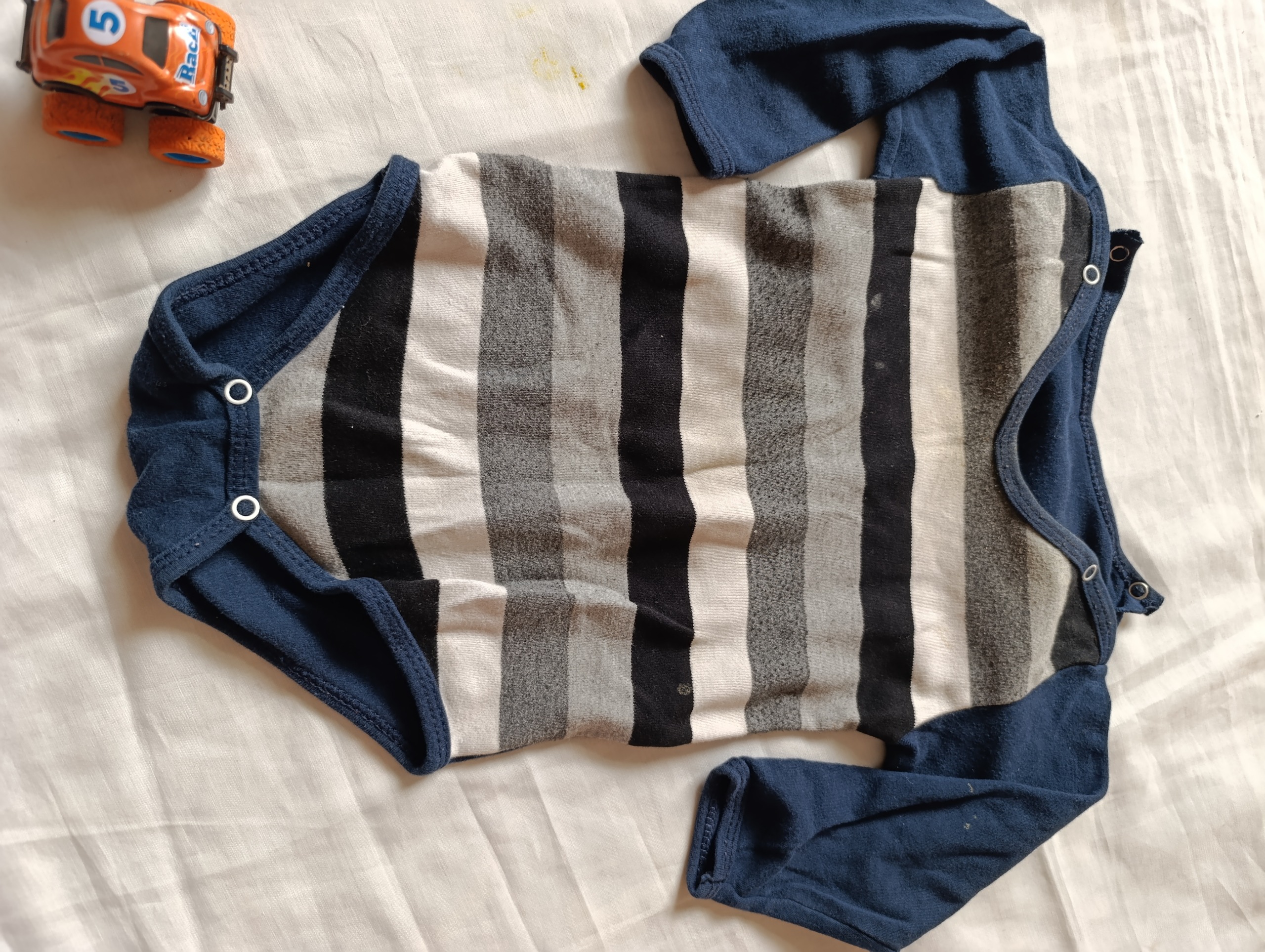 سرهمی زیر دکمه تا 3 ماه