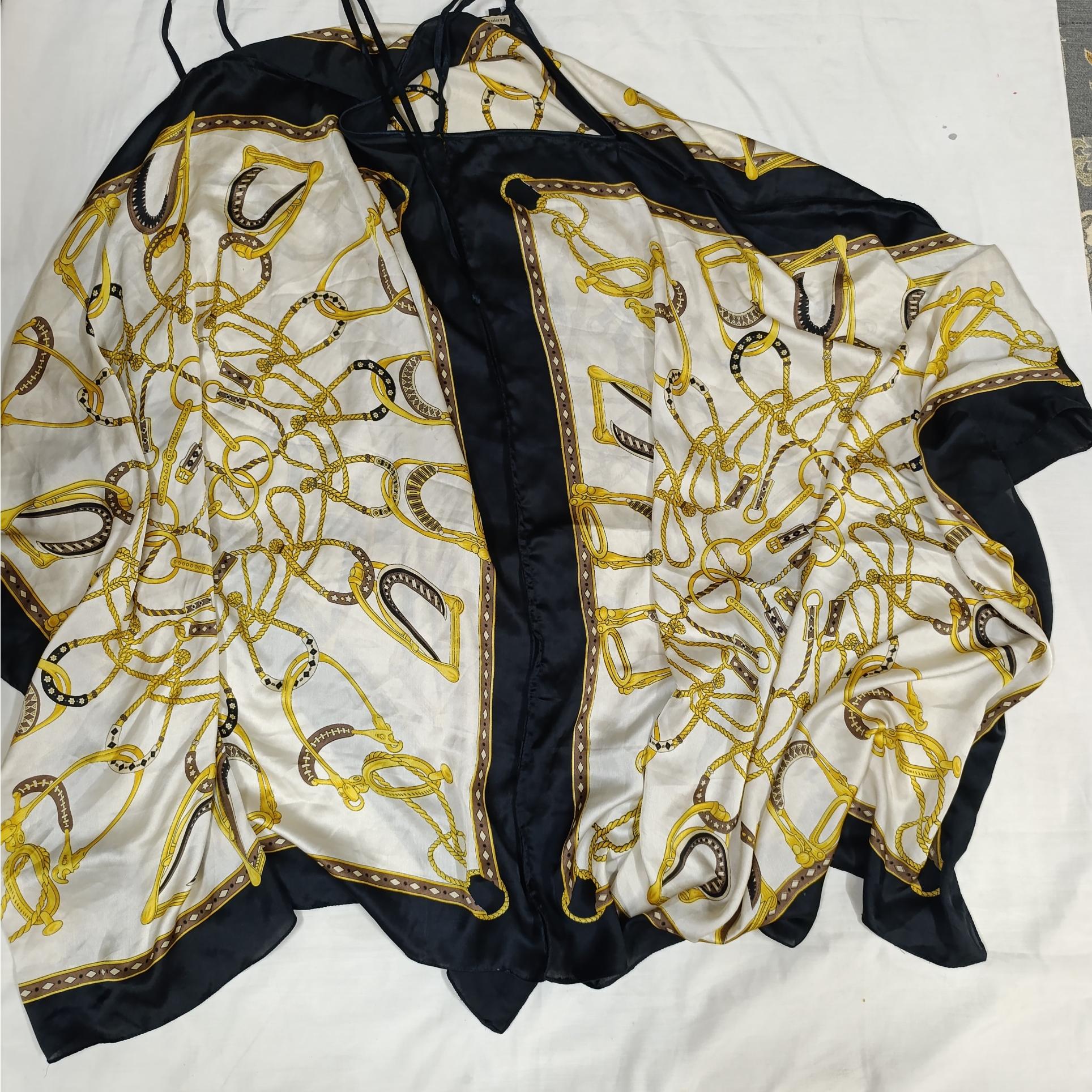 لباس راحتی زنانه 3تا روسری