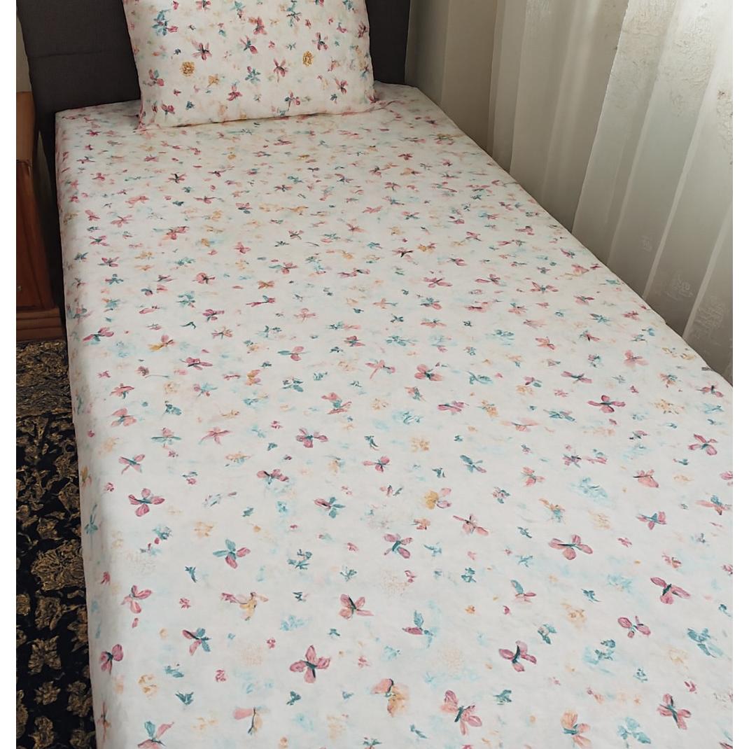 ملحفه رو تختی