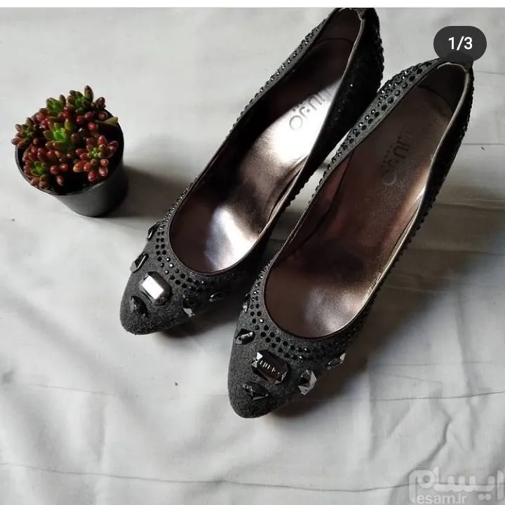 کفش نمدی liojo ایتالیایی سایز 40 پاشنه 12 cm