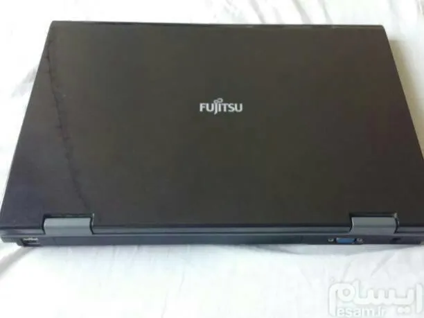 لپ تاپ فوجیتسو تمیز