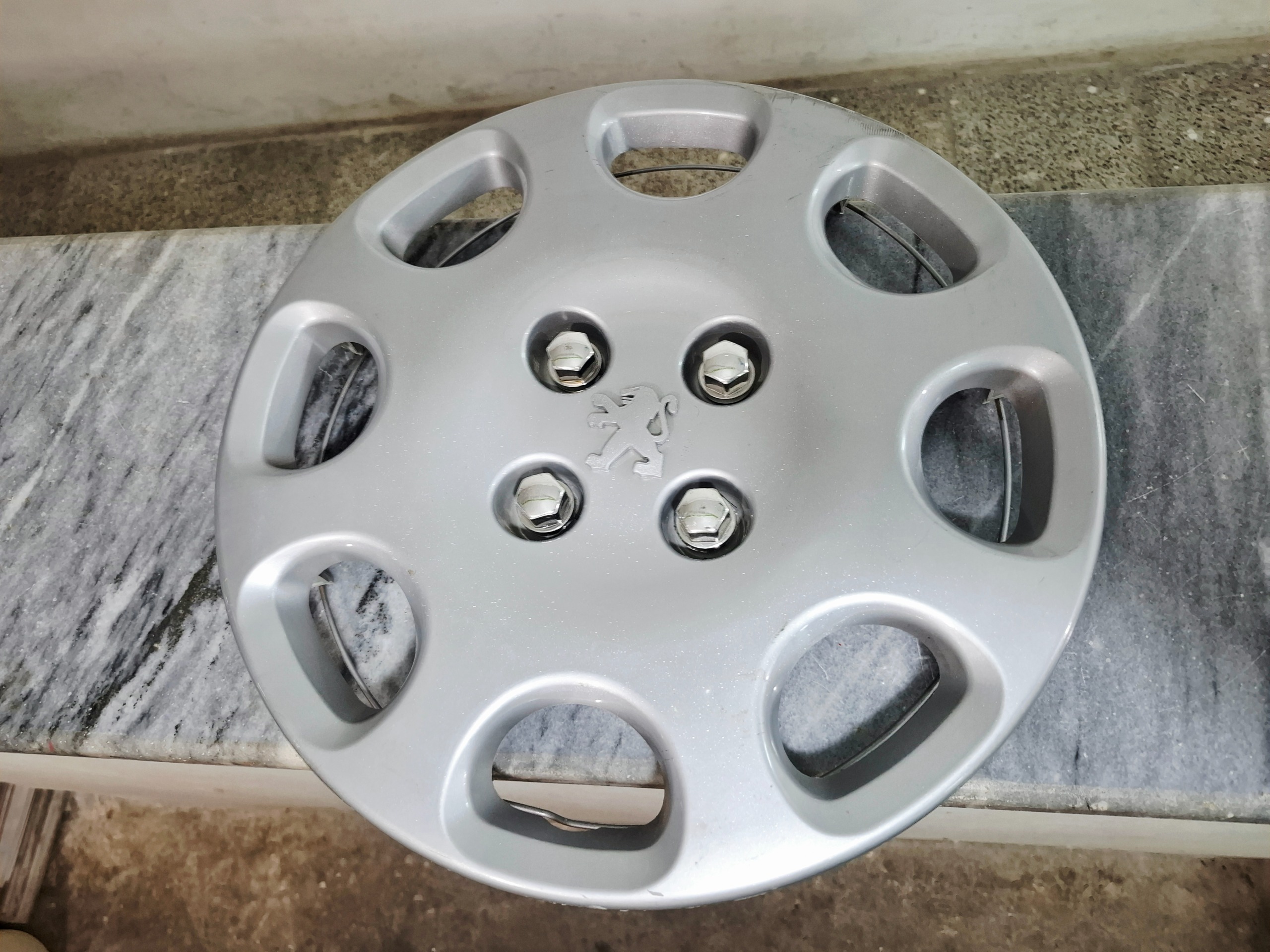 قالپاق طرح پژویی