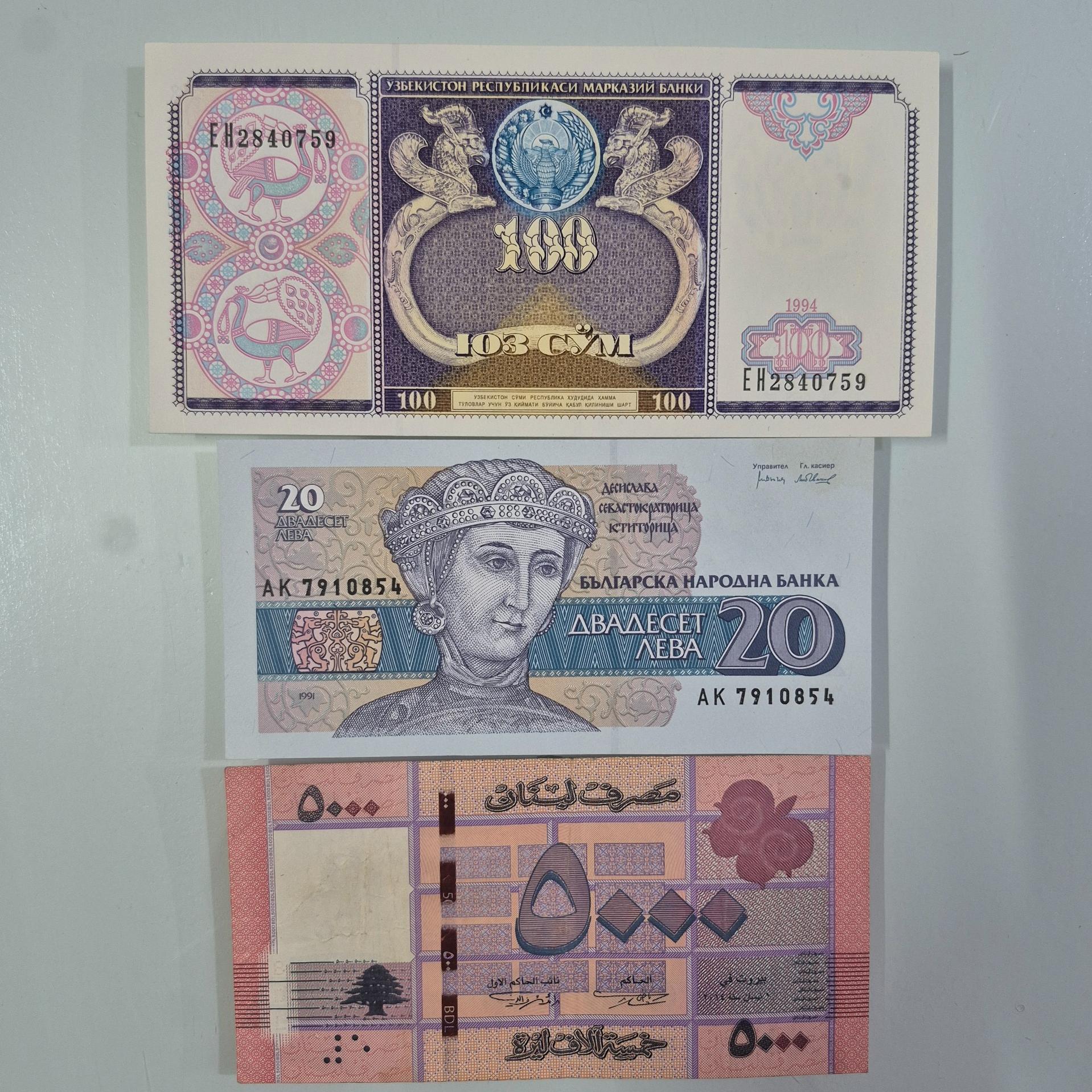 اسکناس خارجی 6 برگ نو و کارکرده
