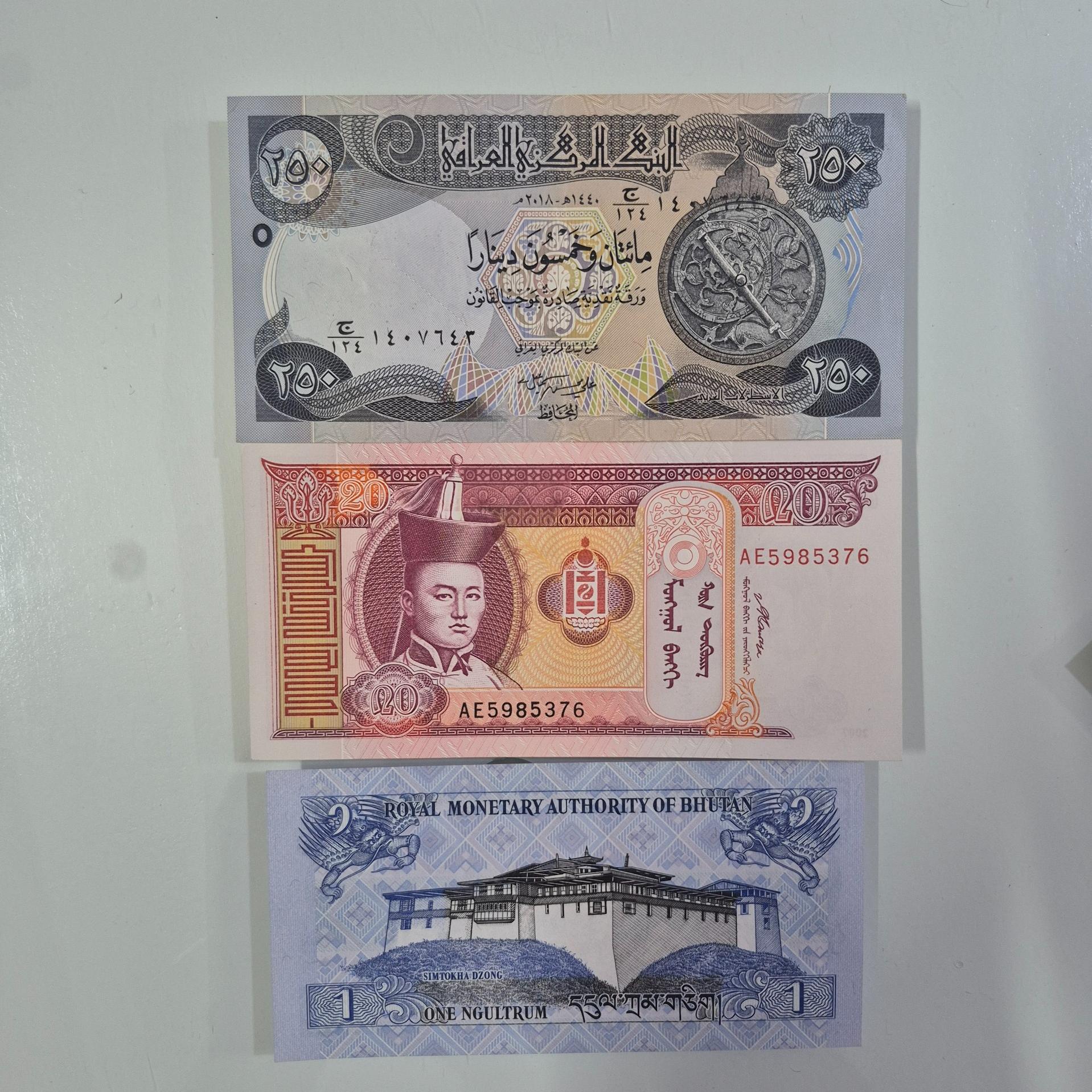 اسکناس خارجی نو و کارکرده
