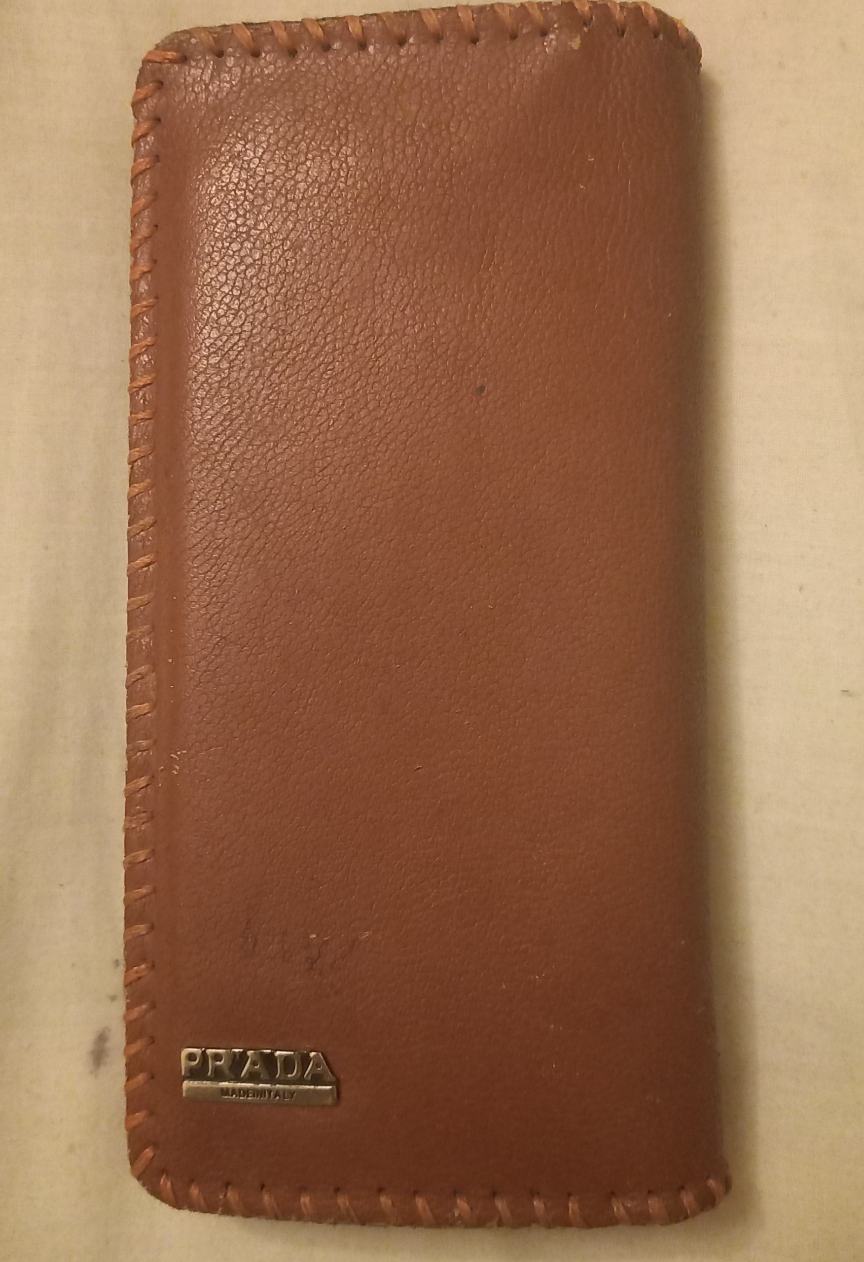 کیف پول چرم طبیعی PRADA Made in Italy توضیحات