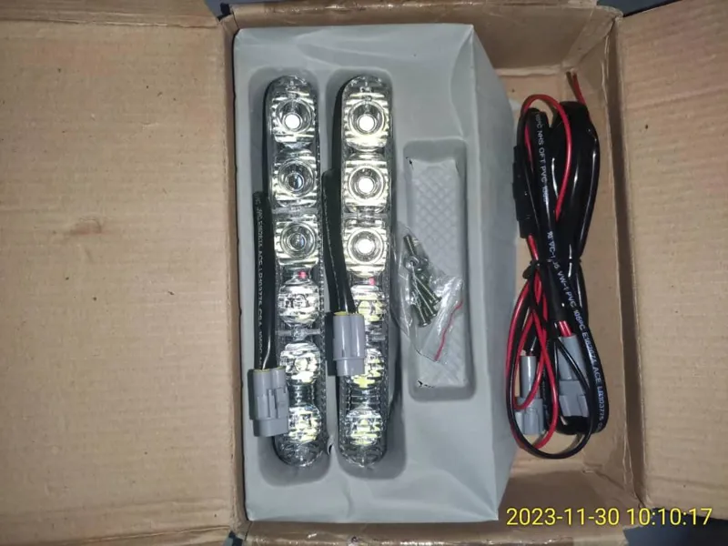 دیلایت 6 چراغ LED