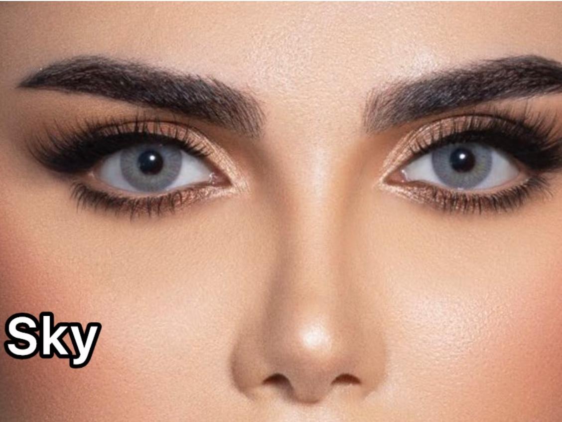 لنز رنگی طوسی آبی بدون دور ماهانه دهب Sky