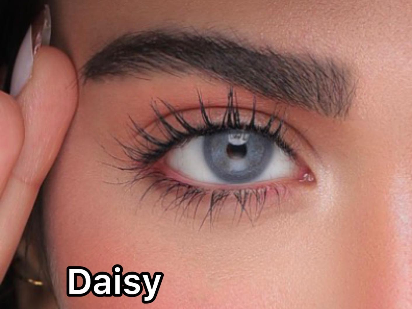 لنز رنگی آبی بدون دور یونیک Daisy