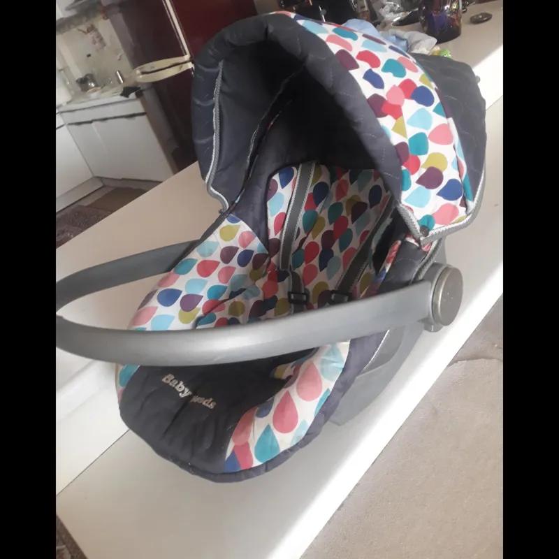 کریر بچه مارک baby needs