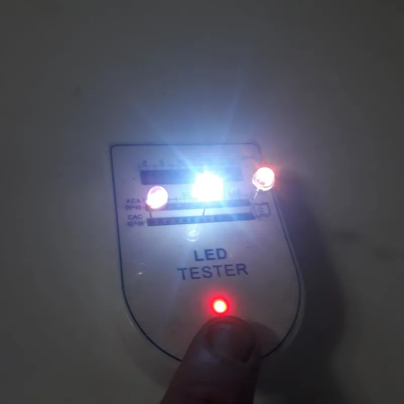 تستر9 ولت LED
