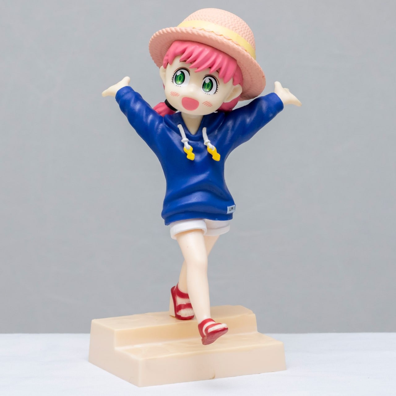 فیگور اسپای فمیلی شخصیت آنیا لباس آبی