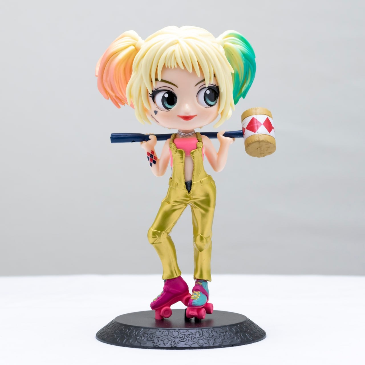 فیگور هارلی کوئین با اسکیت طرح کیوپاسکت