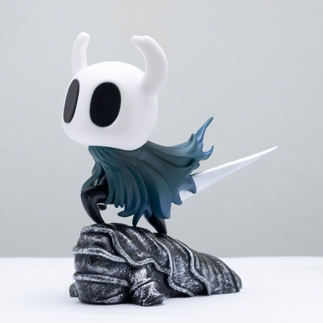 فیگور Hollow Knight استند صخره