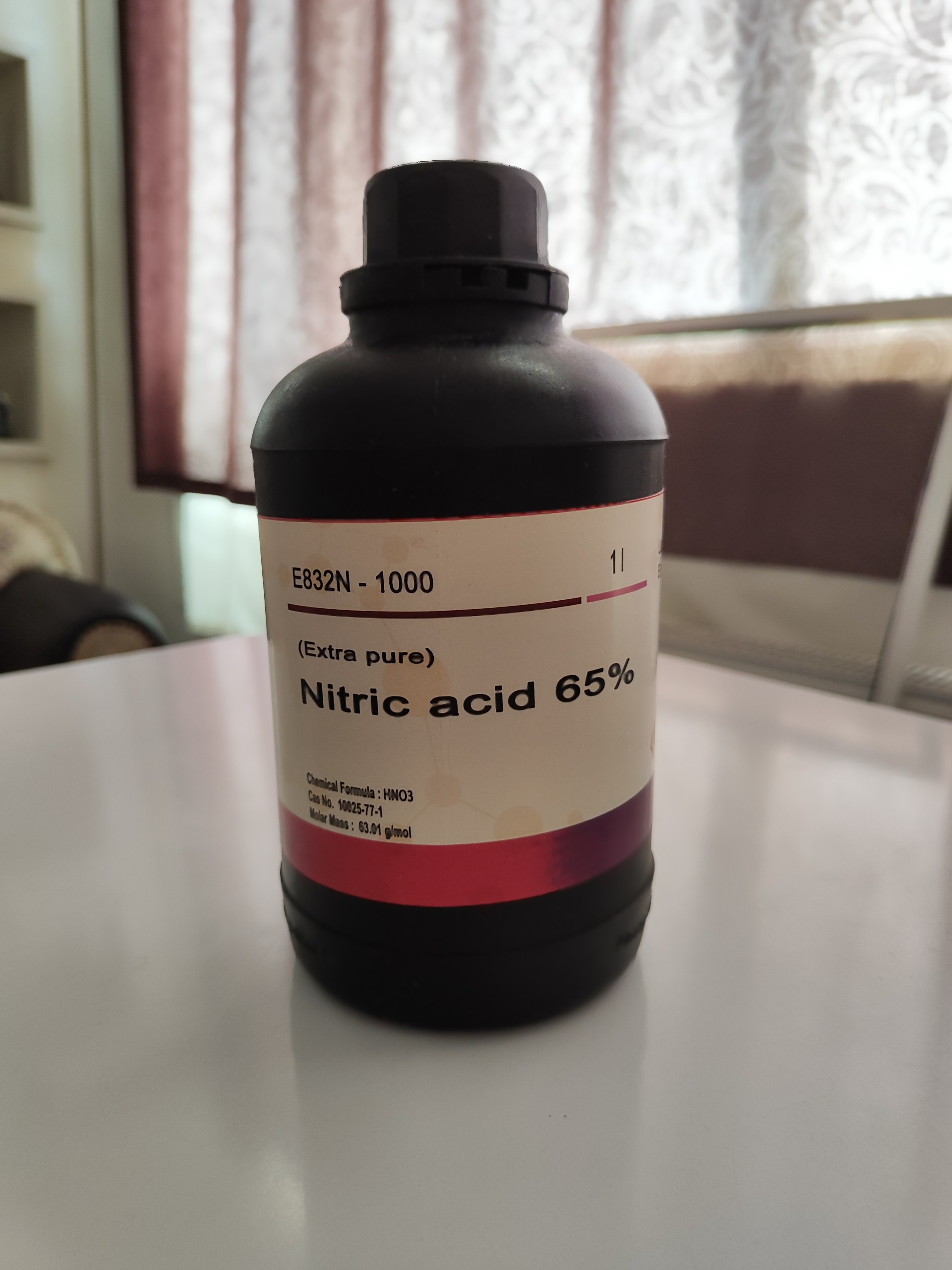 نیتریک اسید 65%