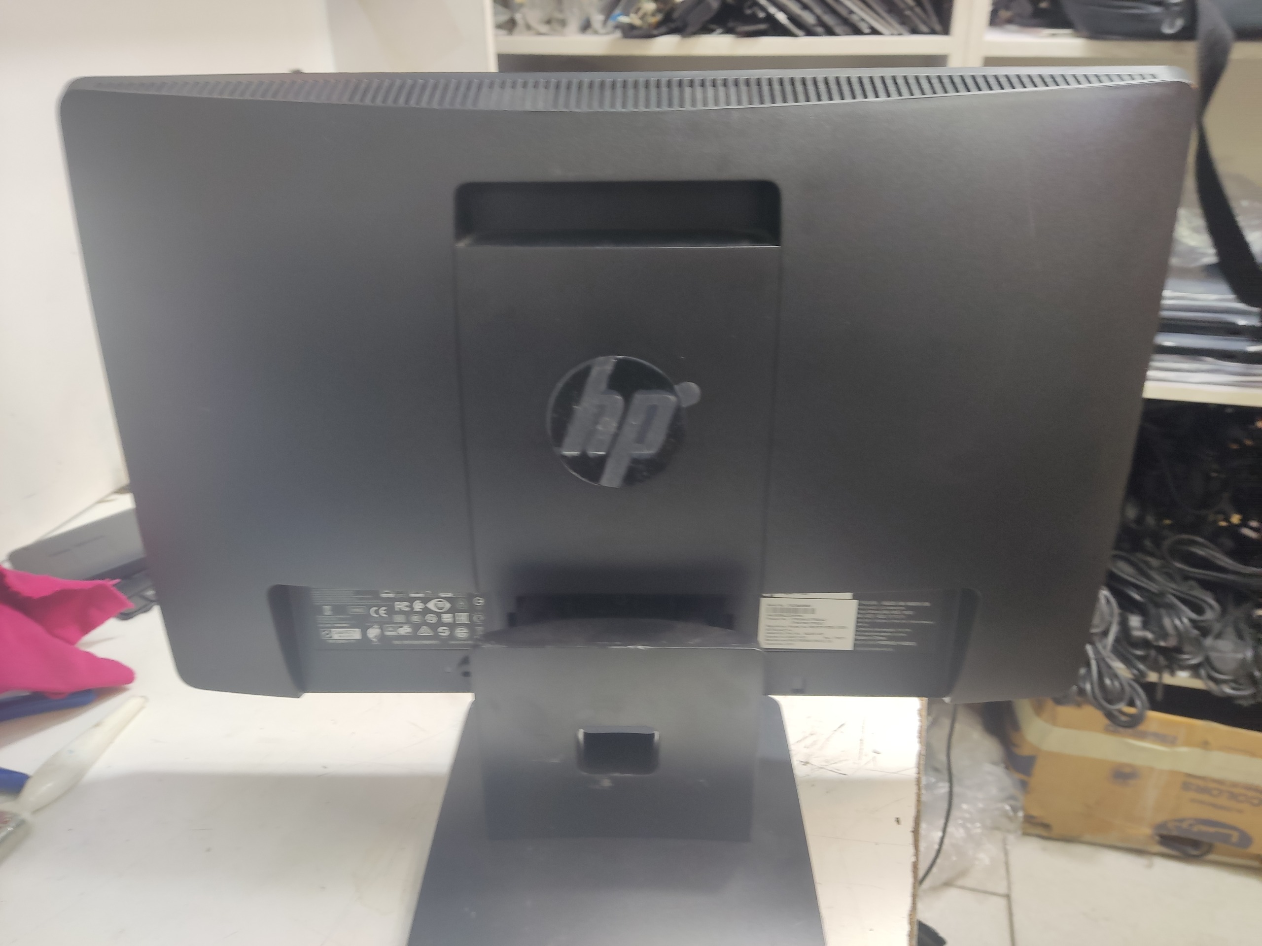 MONITOR HP LED PRODISPLAY P203 DE 20 PULGADAS (REFURBRISHED