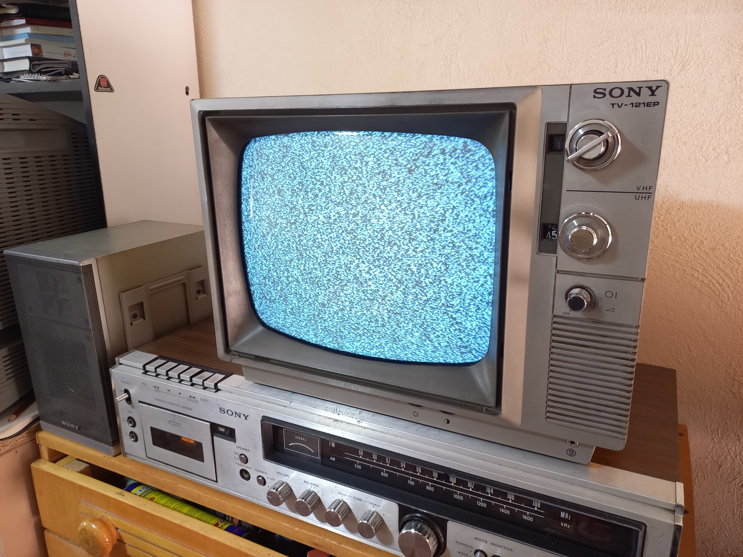 تلوزیونTV-121EP سیاه و سفید سونی