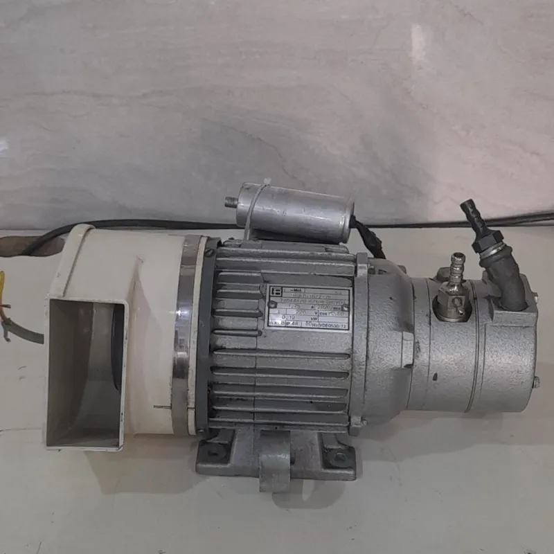 پمپ وکیوم پره ای