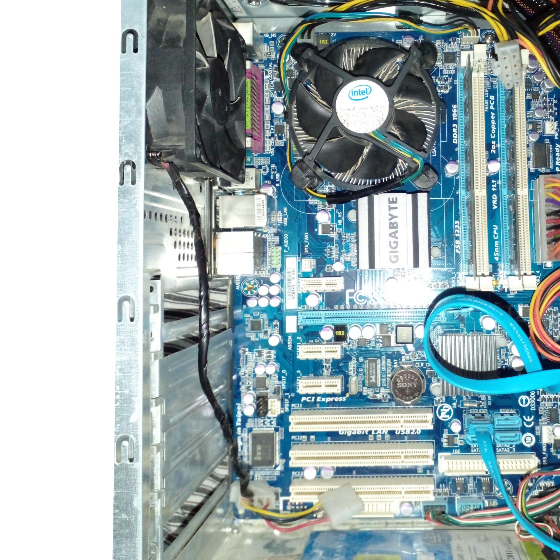 مادربرد EP41T همراه CPU قوی4 هسته ای با فن و رم