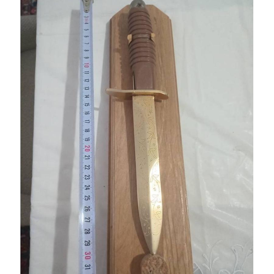 چاقو دکوری کلکسیونی