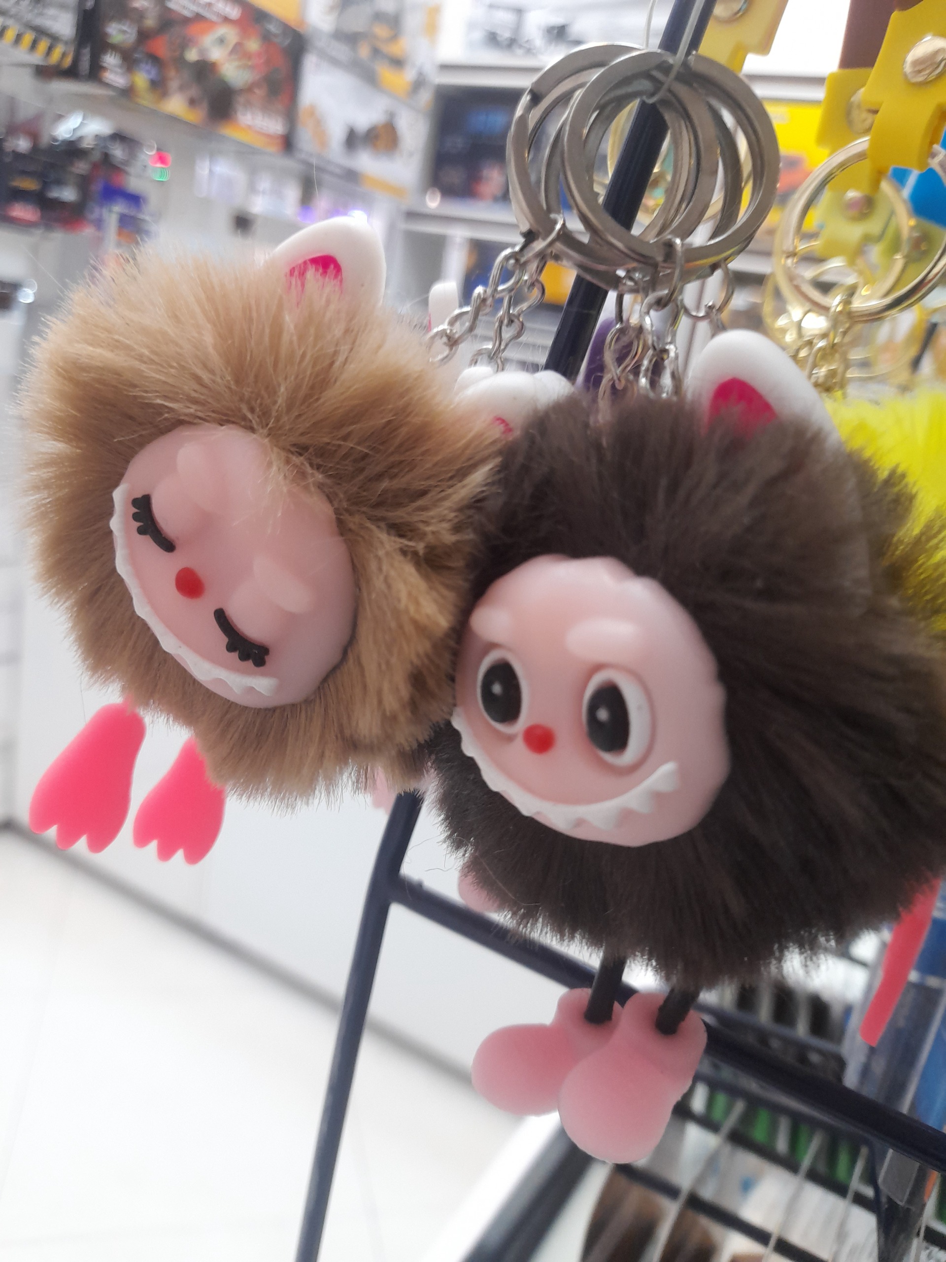 جاسوئیچی لبوبو LABUBU