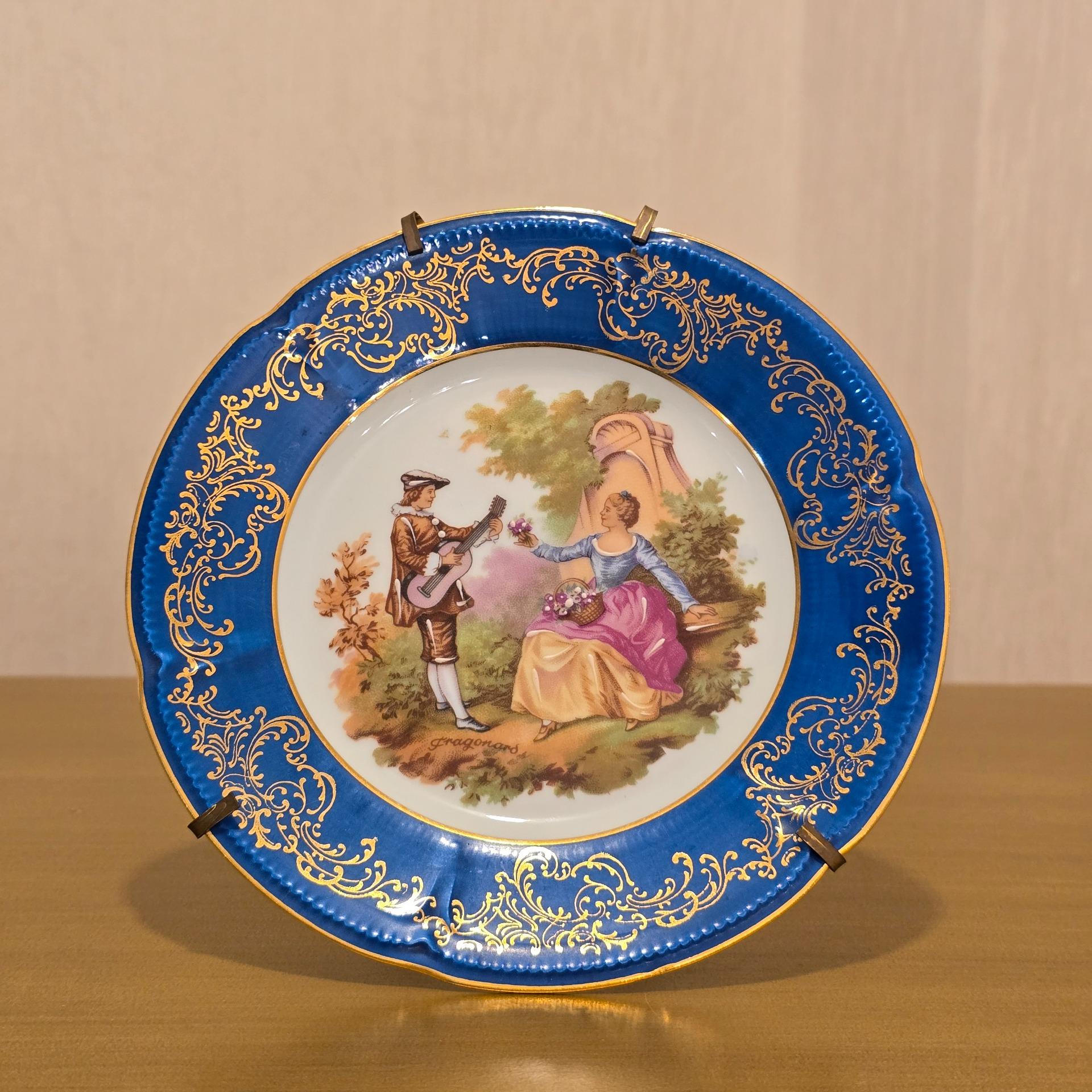 بشقاب دیوارکوب لمونژ