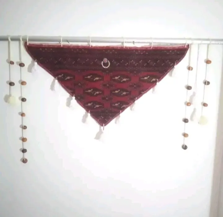 بوم فرش (دیوار کوب)