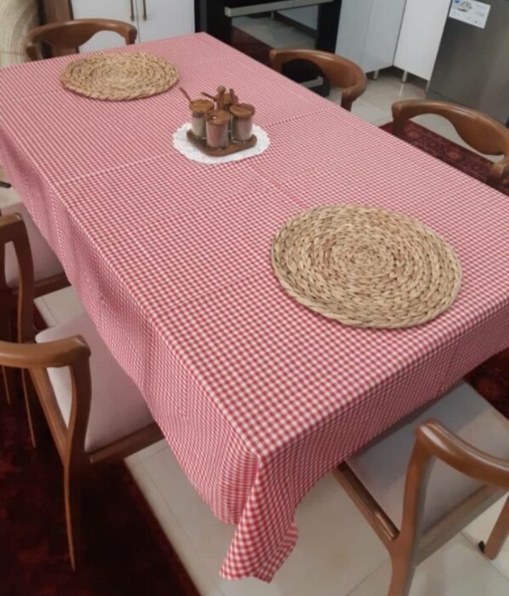 رومیزی یا سفره پارچه ای