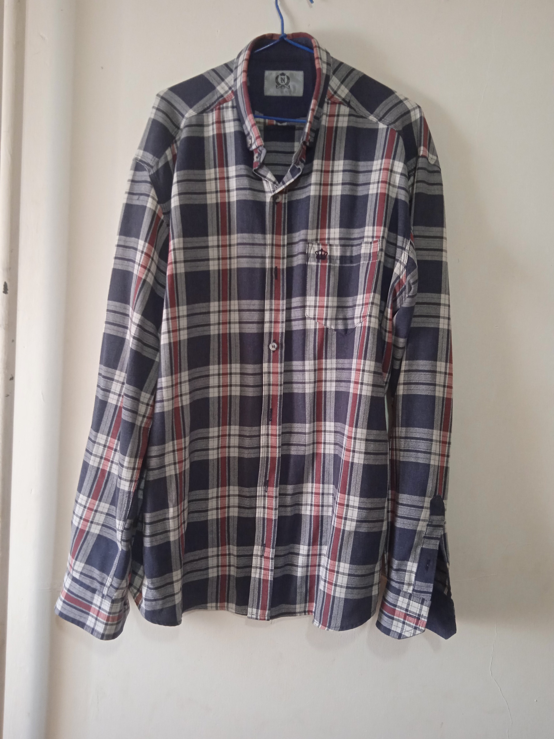 پیراهن مردانه چهارخانه