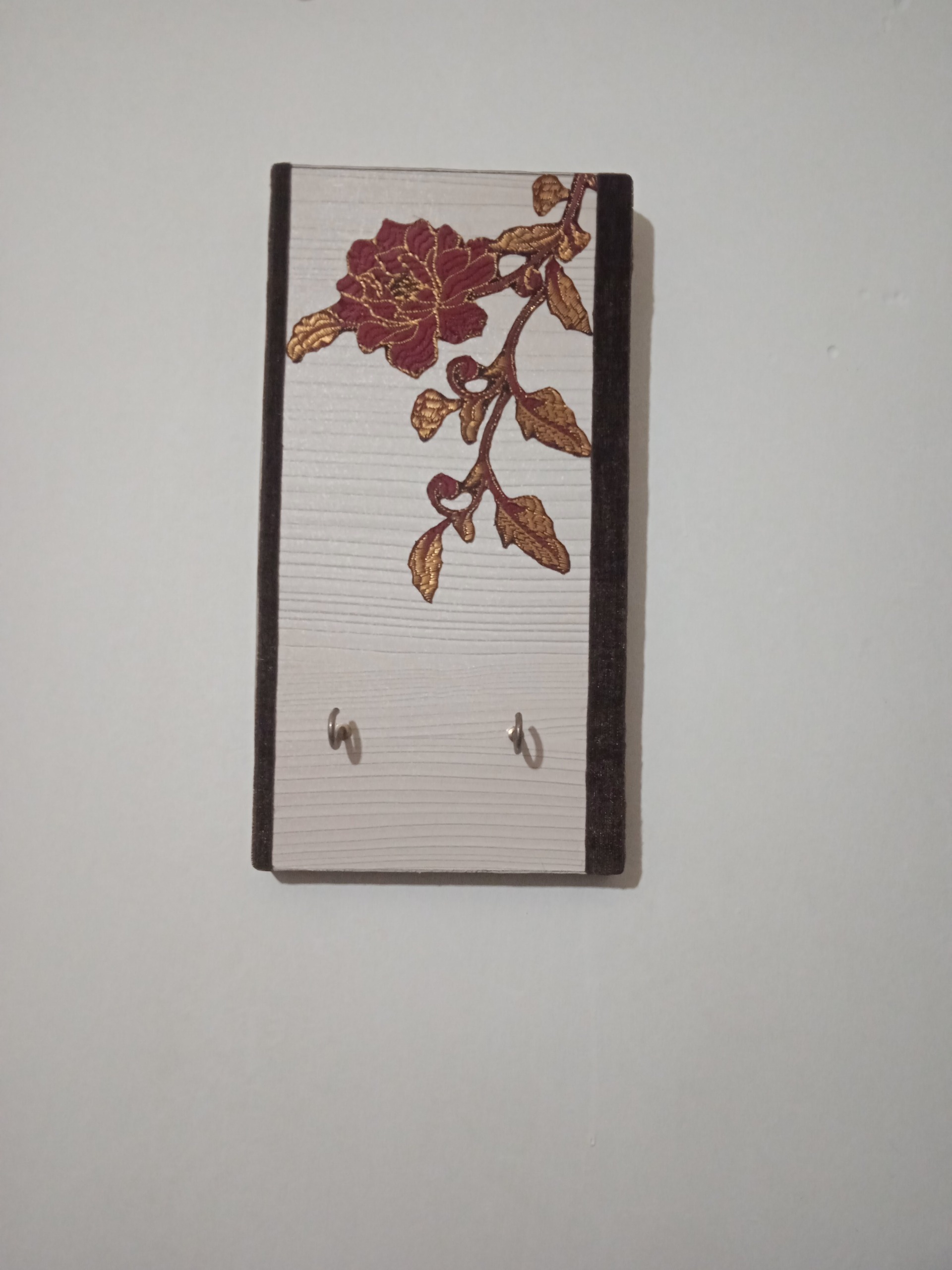 جا کلیدی دیواری