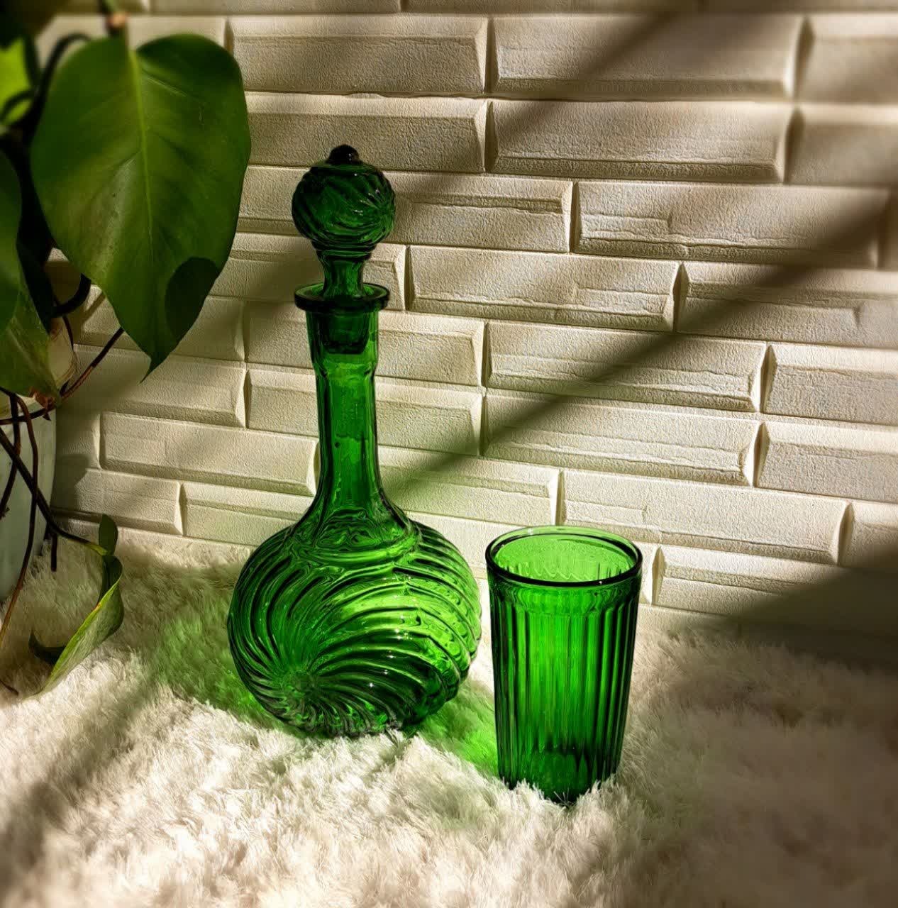 لیوان طرح الماسی