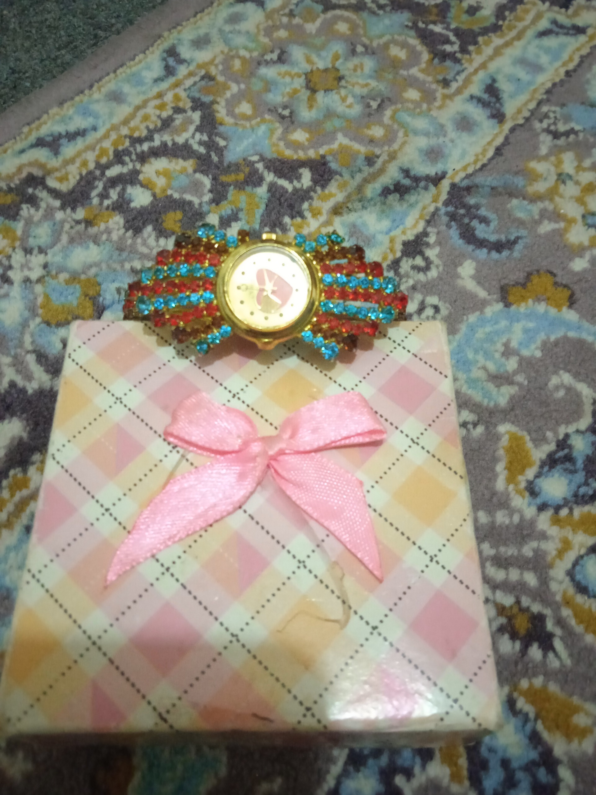 ساعت مدل هندی