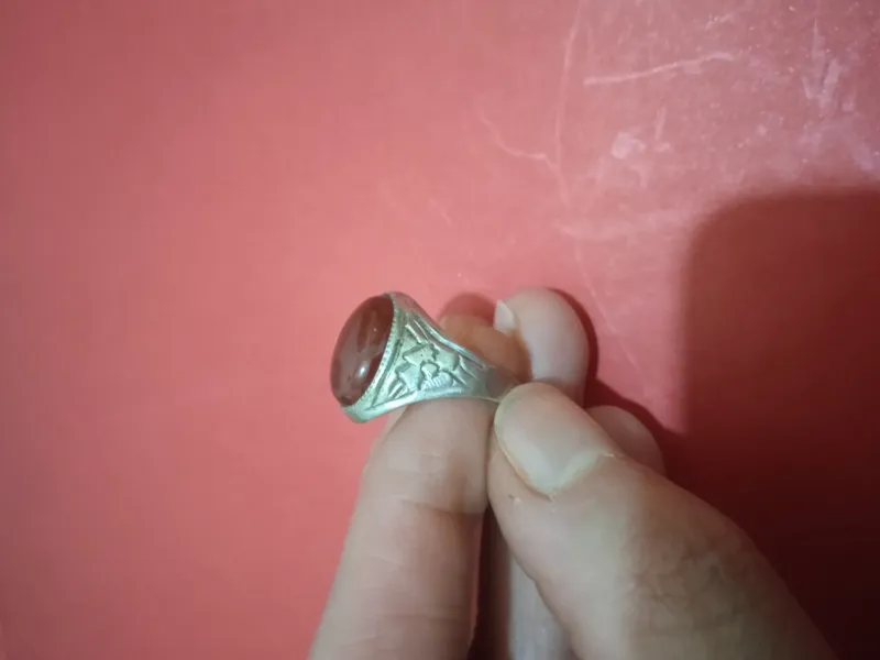 انگشتر دستساز عقیق یمانی