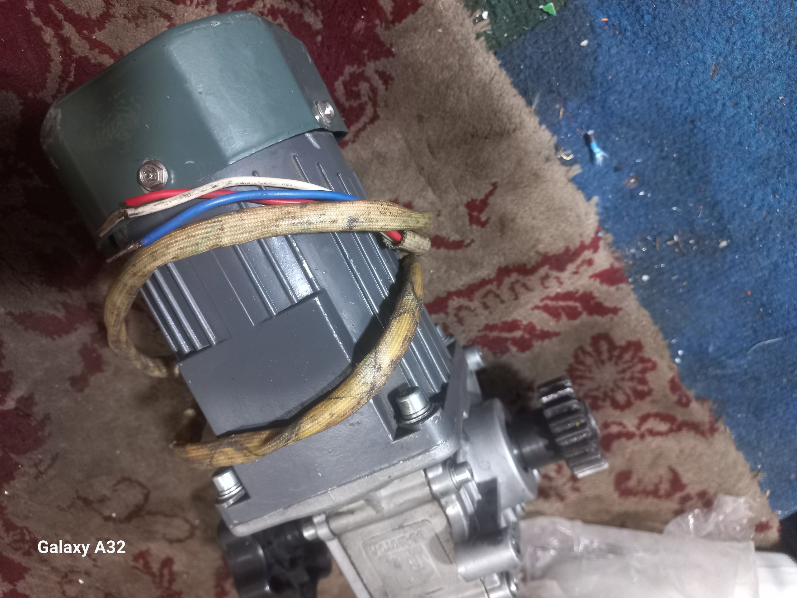 اکترو موتور گیربکسی موانع با واحد خلاص کن