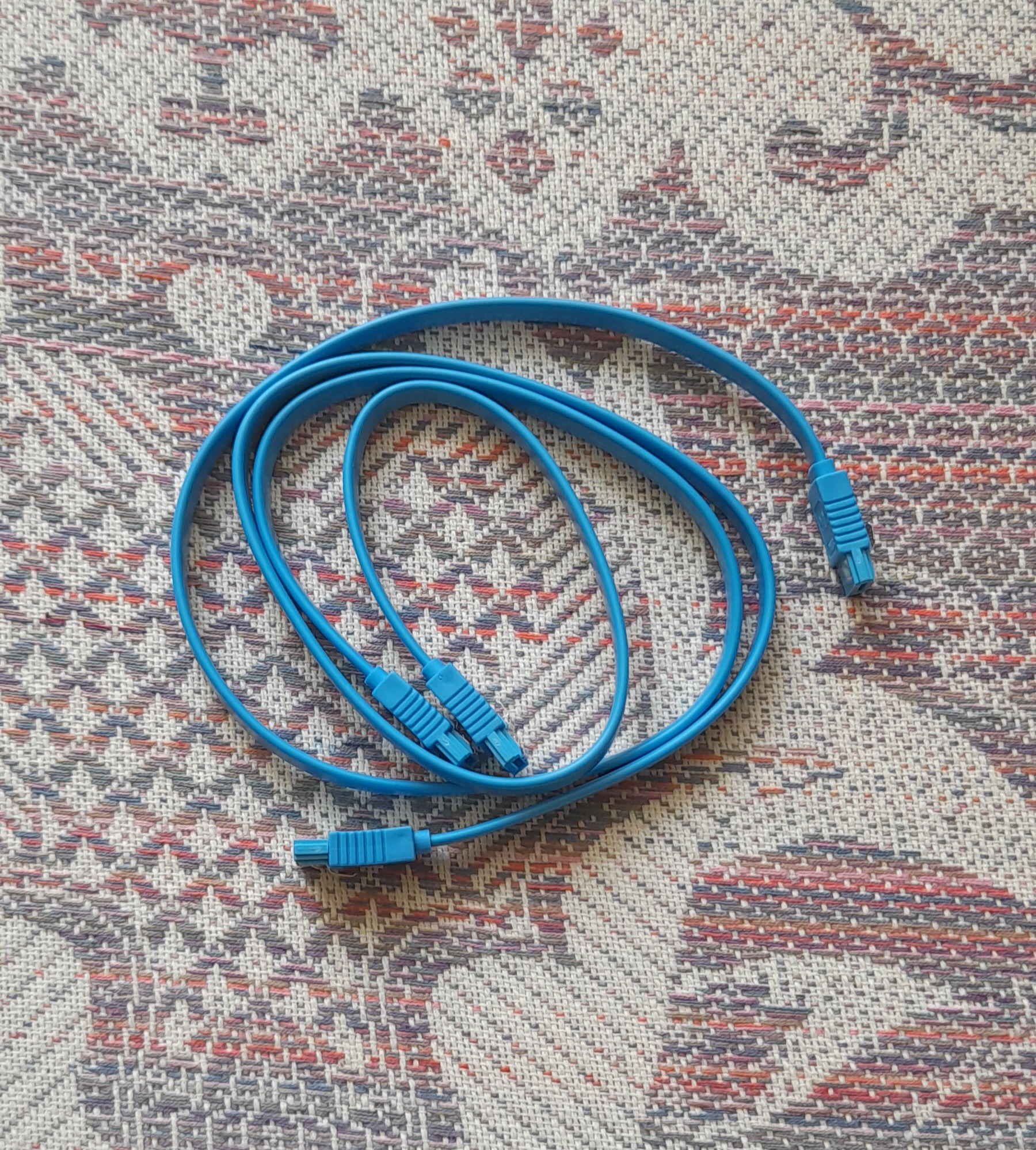 کابل دیتا ساتا