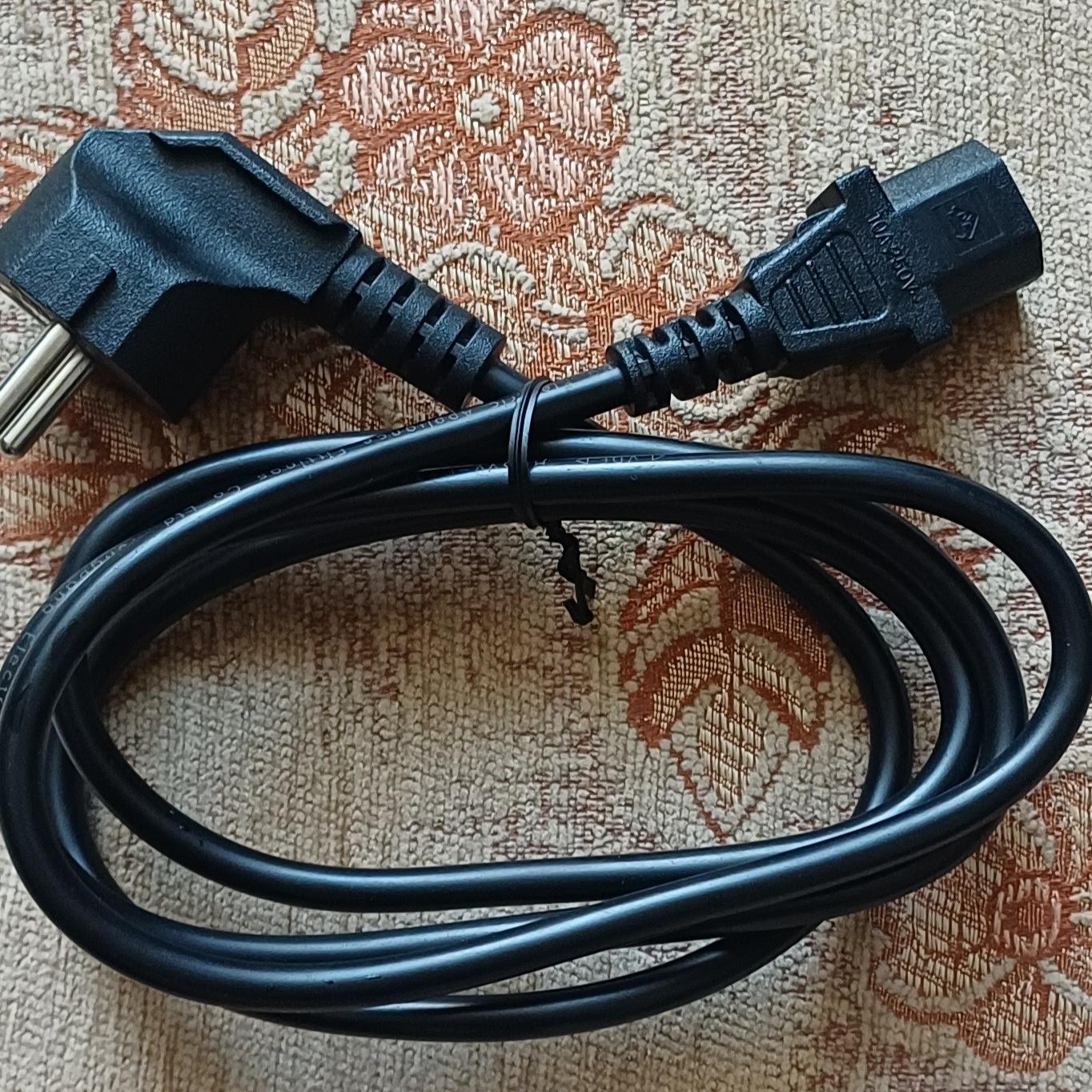 کابل برق منبع تغذیه کامپیوتر