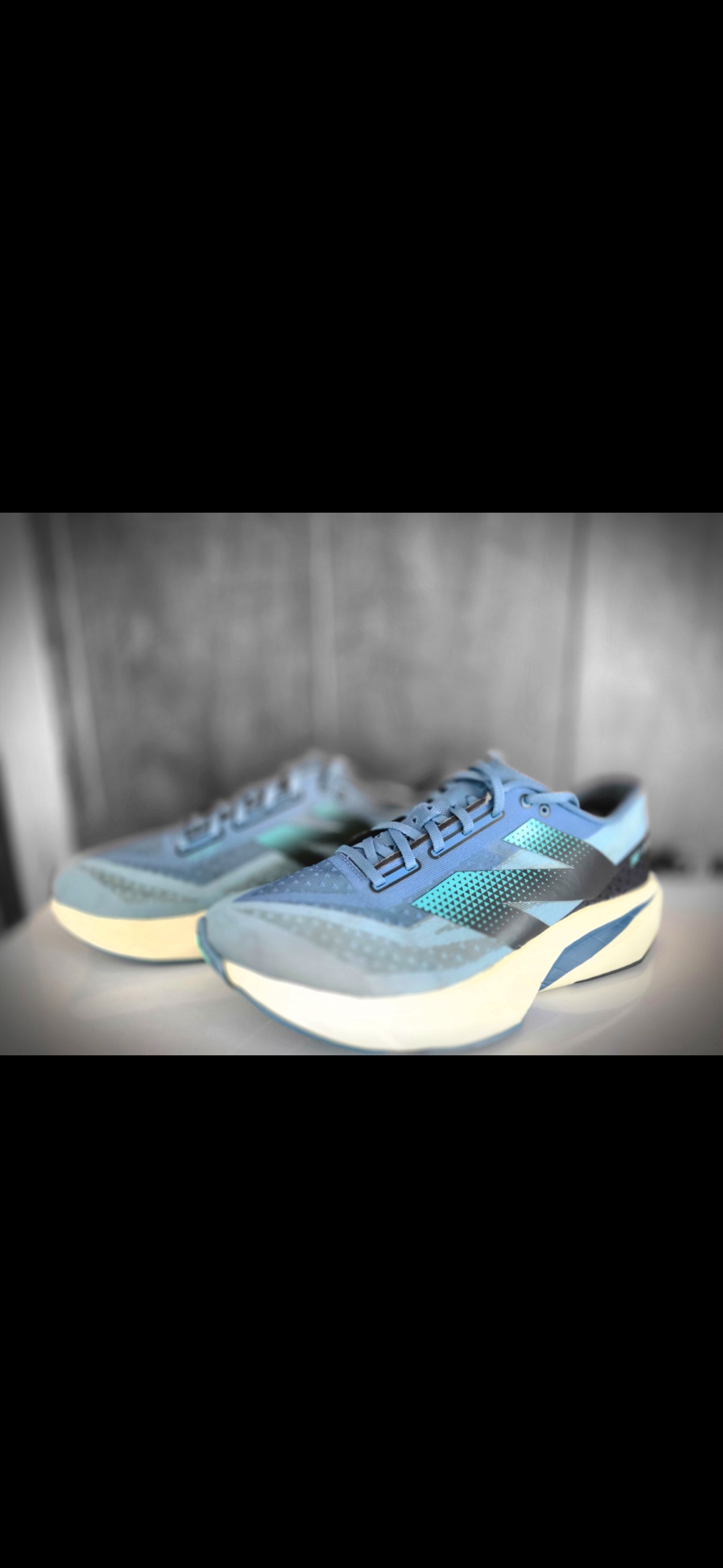 کتونی Newbalance Rebel V4