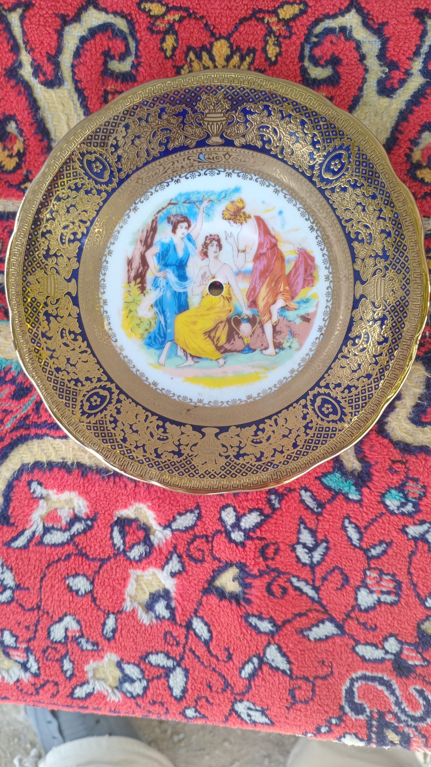 دیوار کوب نفیس