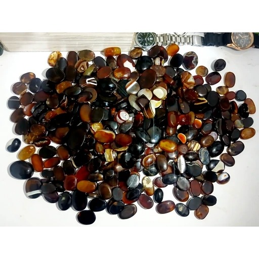 مزایده 1000 گرم عقیق سلیمانی تراش خورده جواهری
