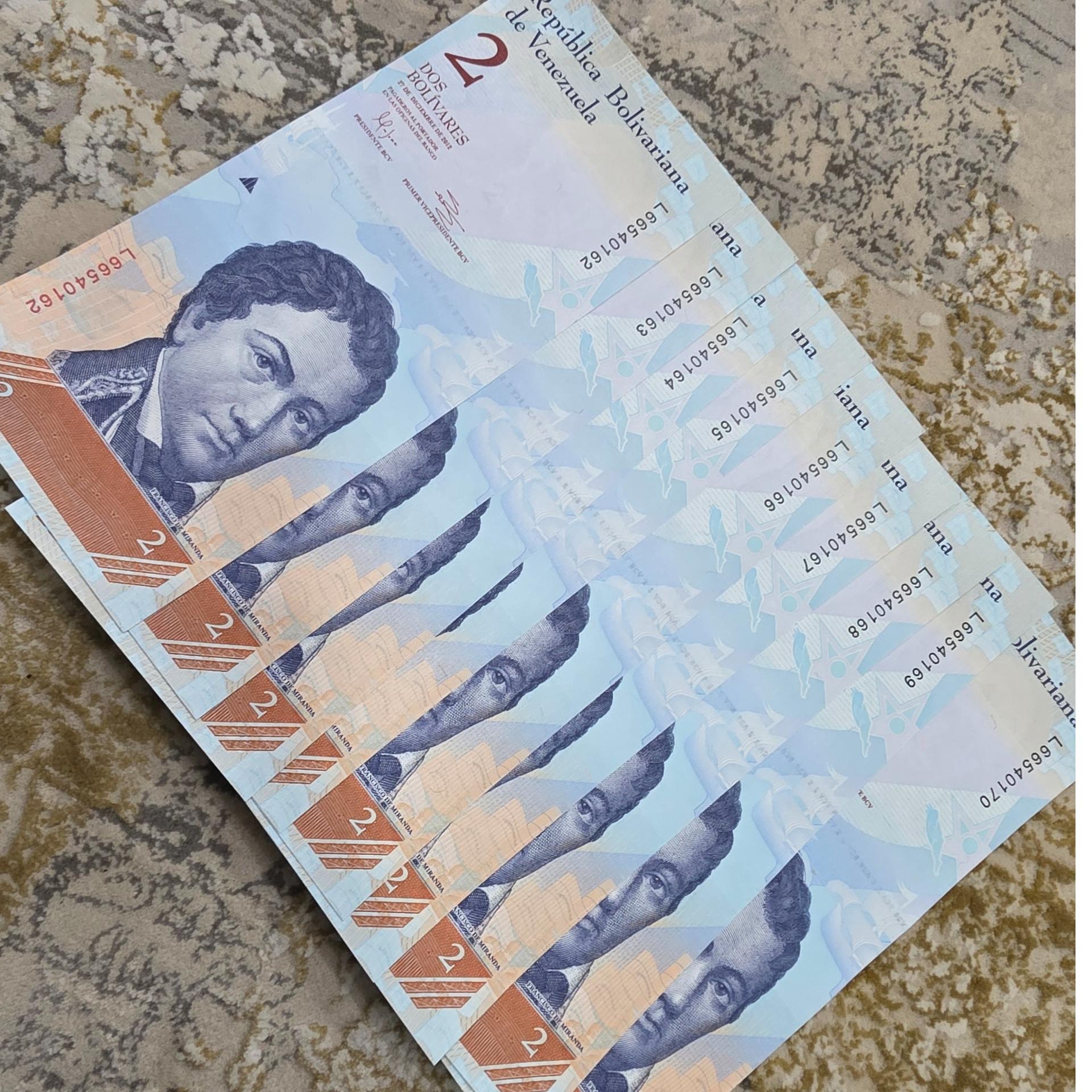 پول ونزوئلا سری 62 تا 70