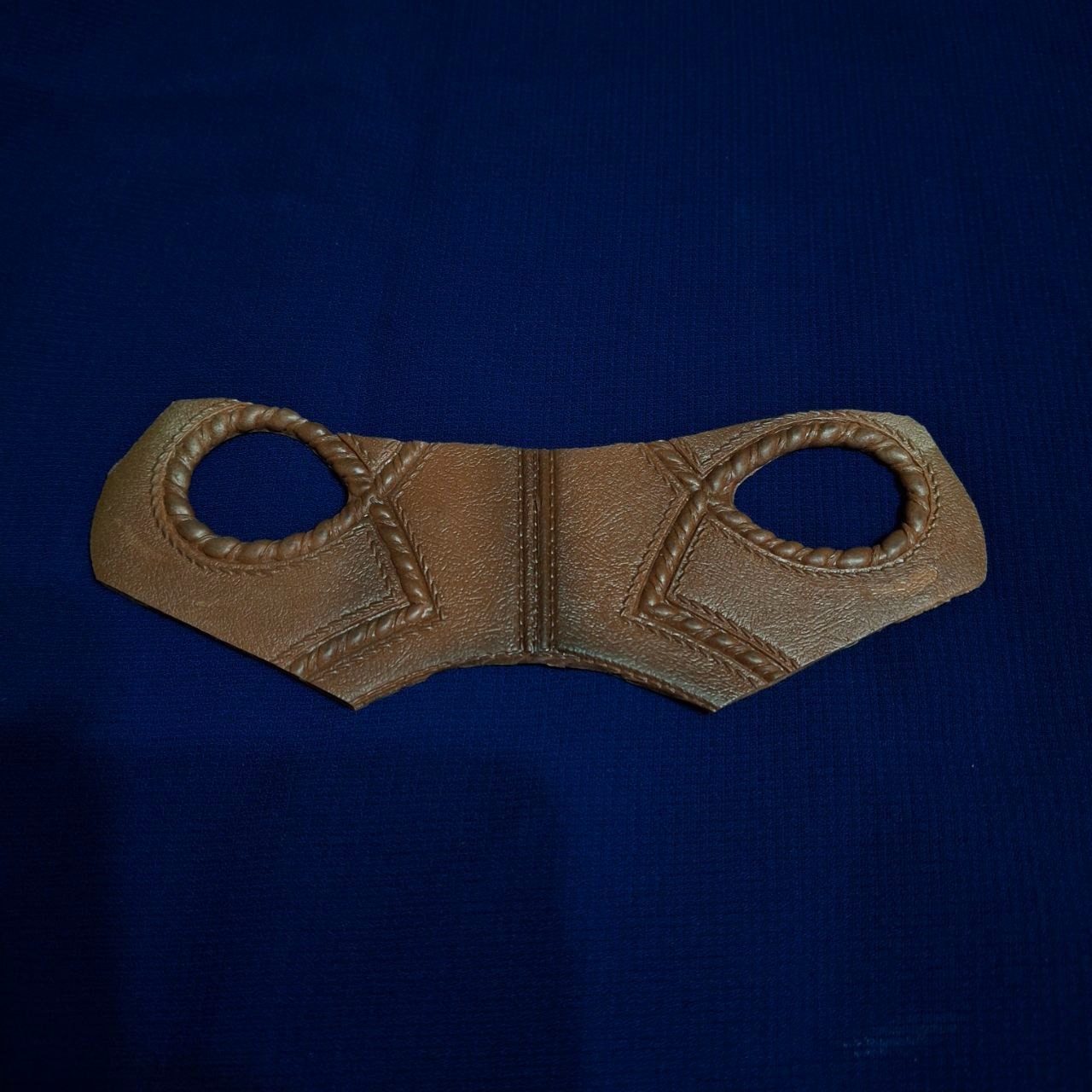 ماسک قدیمی مدل چشم بند جنس چرم مصنوعی