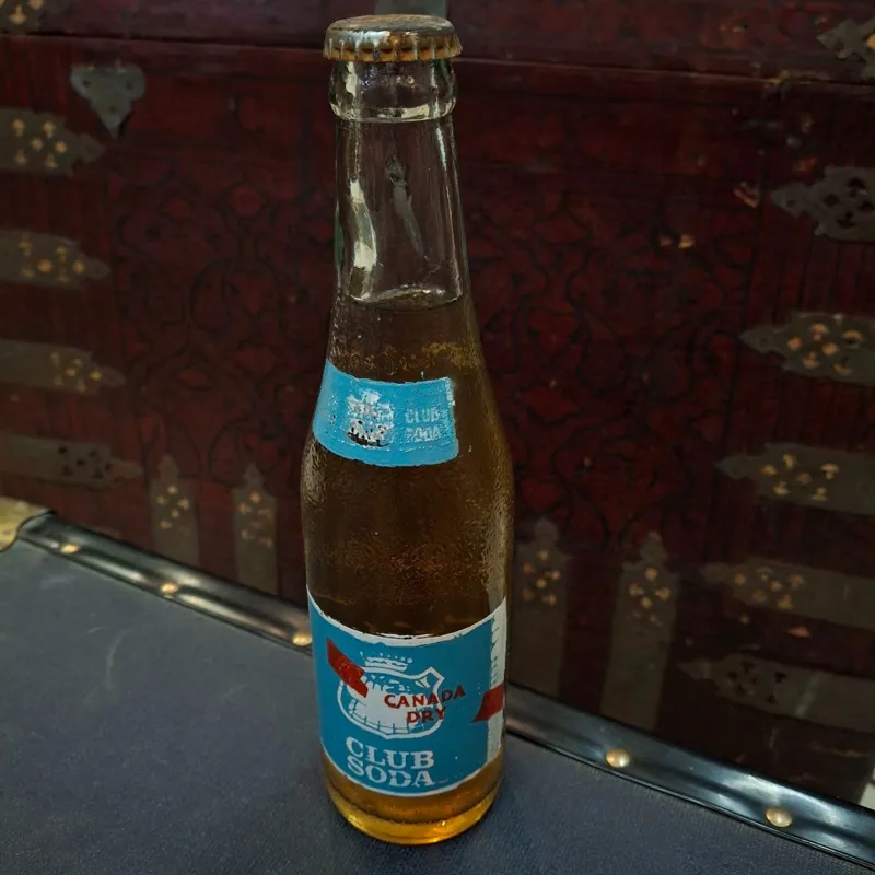 بطری سودا آب گازدار کانادادرای پلمپ دوران پهلوی