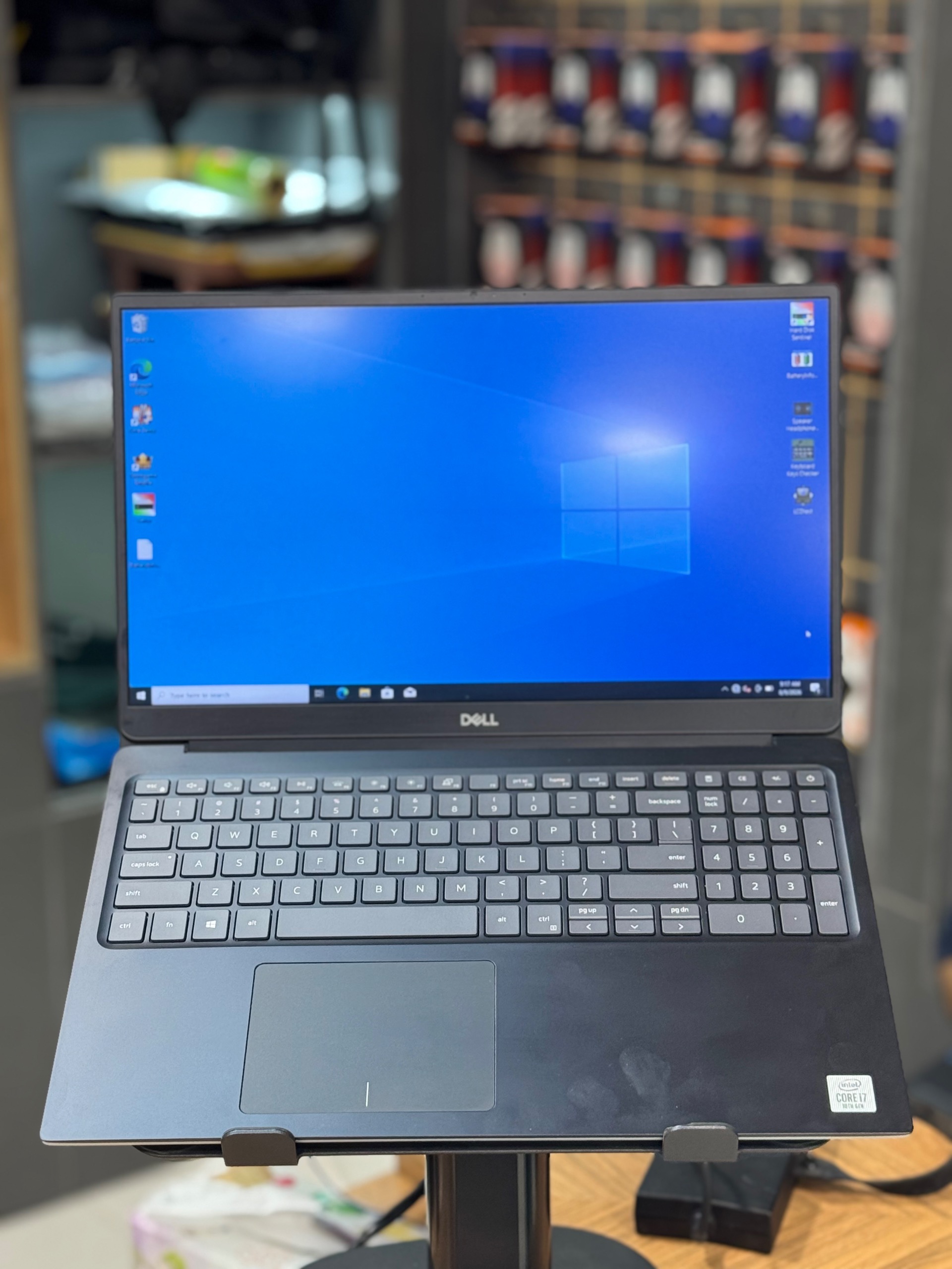 لپ تاپ 15.6 اینچی DELL 5590