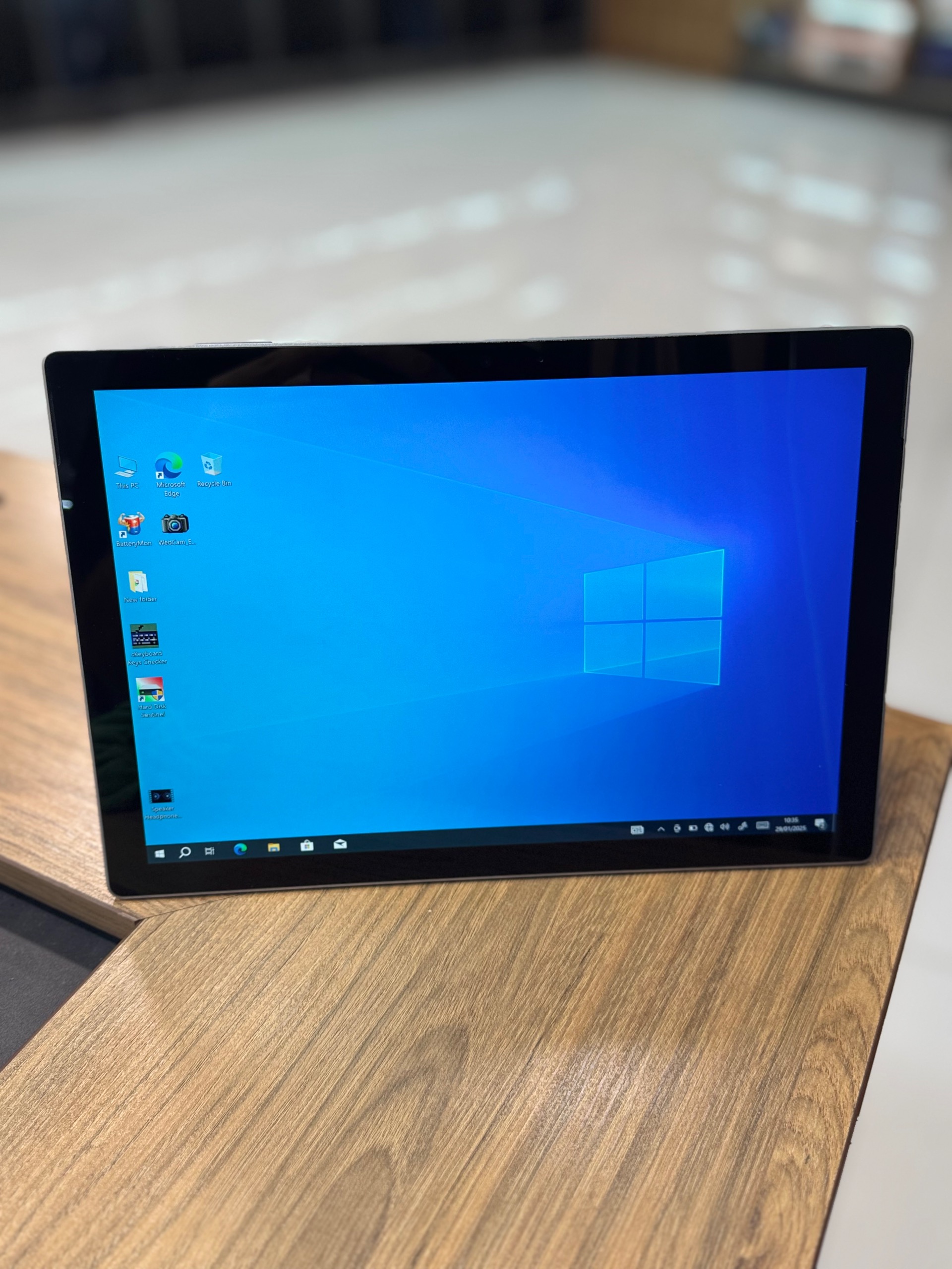 تبلت SURFACE PRO 6 نقره ای