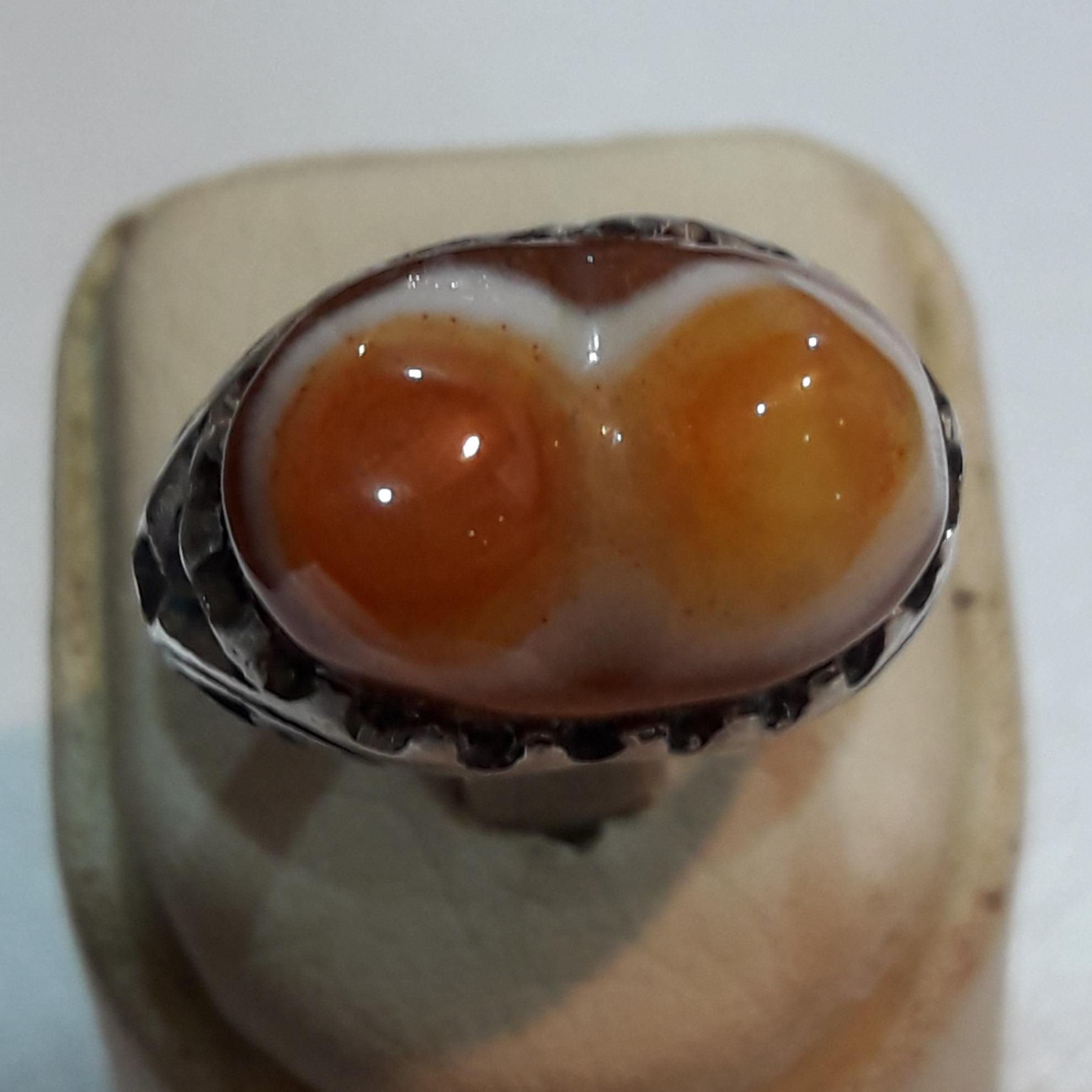 انگشتر باباقوری دو کوهان