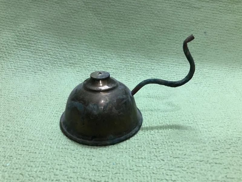 چراغ الکلی قدیمی