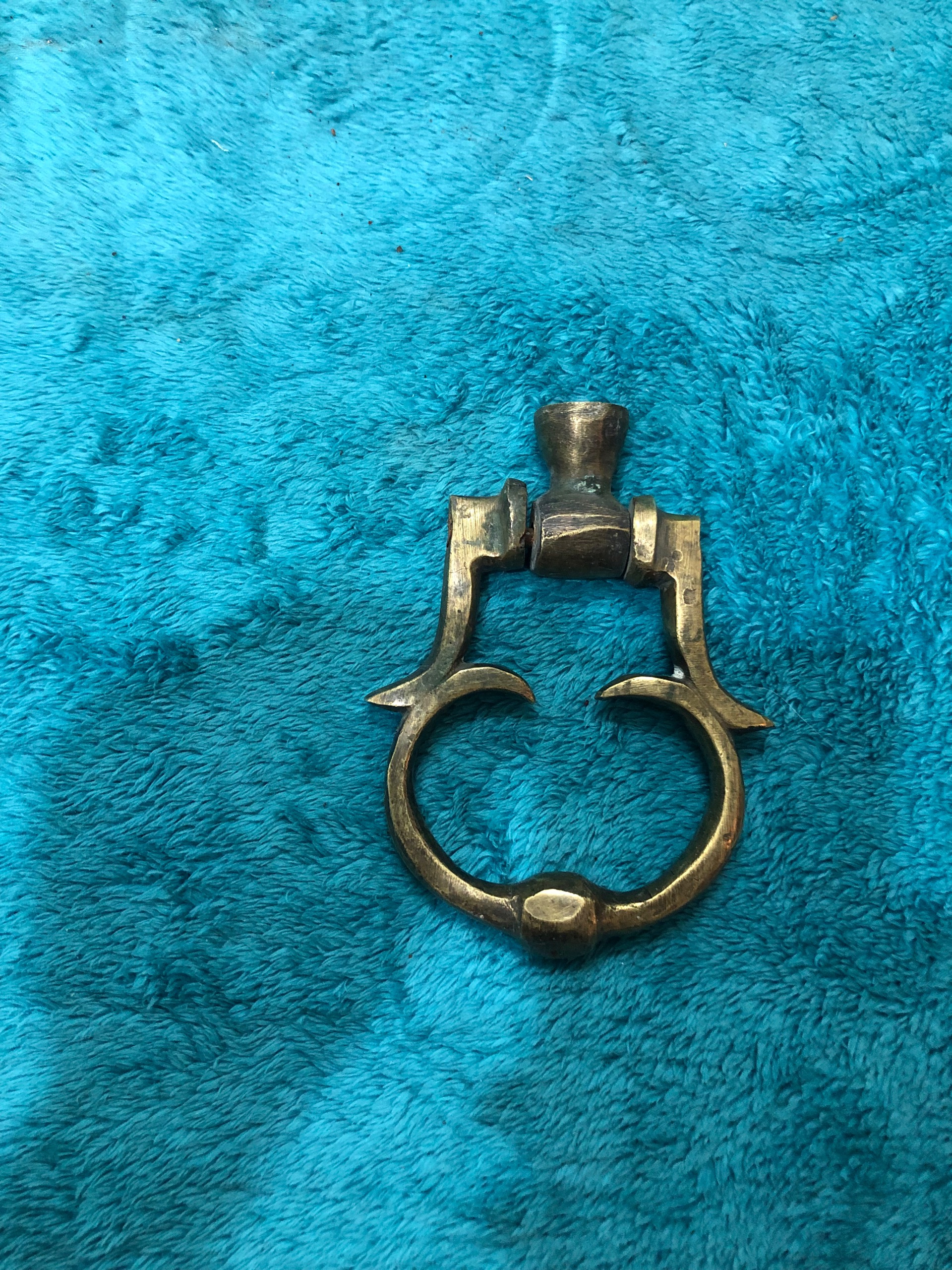 درکوب خاطره انگیز برنجی