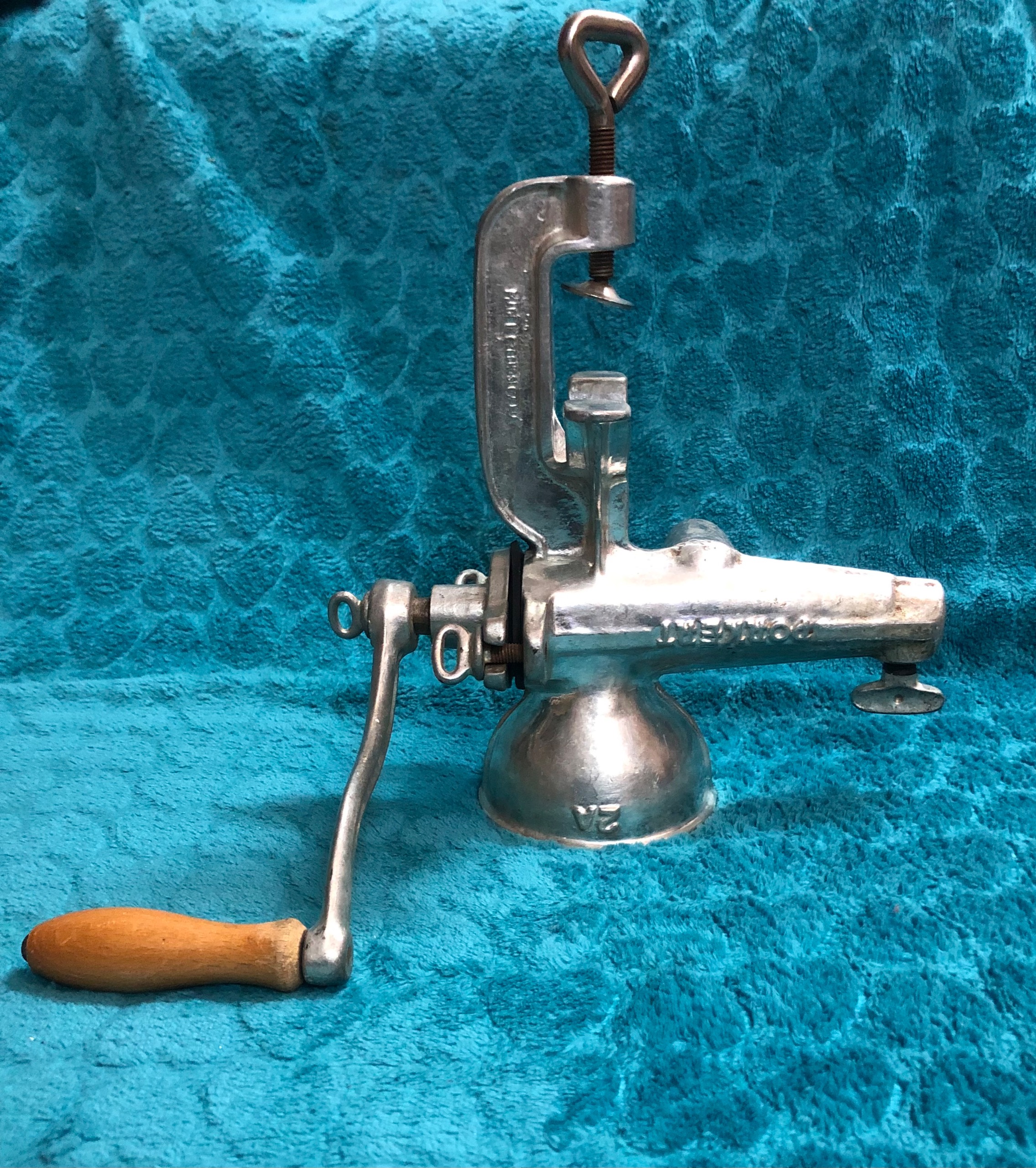 آبغوره گیری دستی قدیمی porkert تمیز