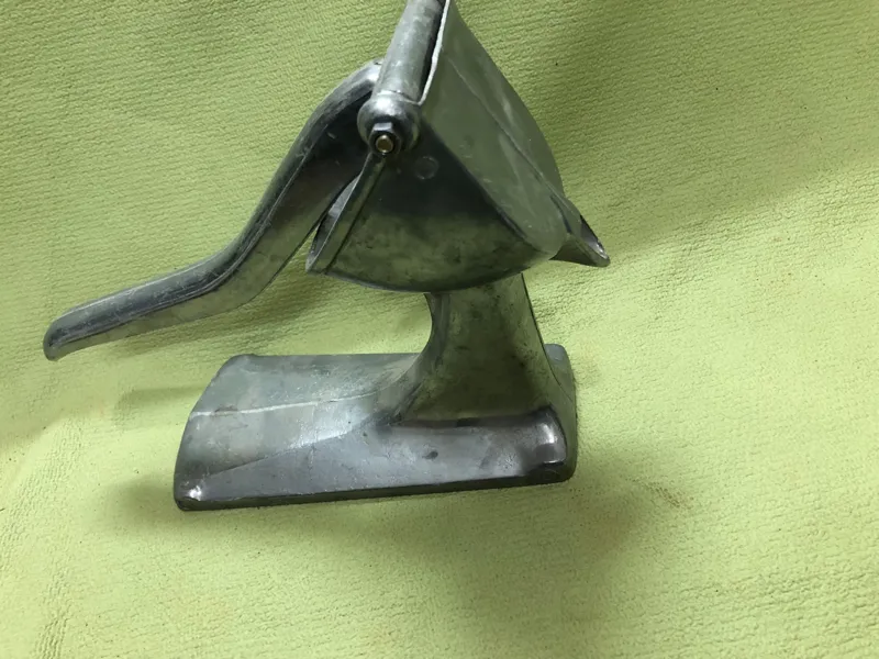 آبمیوه گیری دستی آلومینیومی